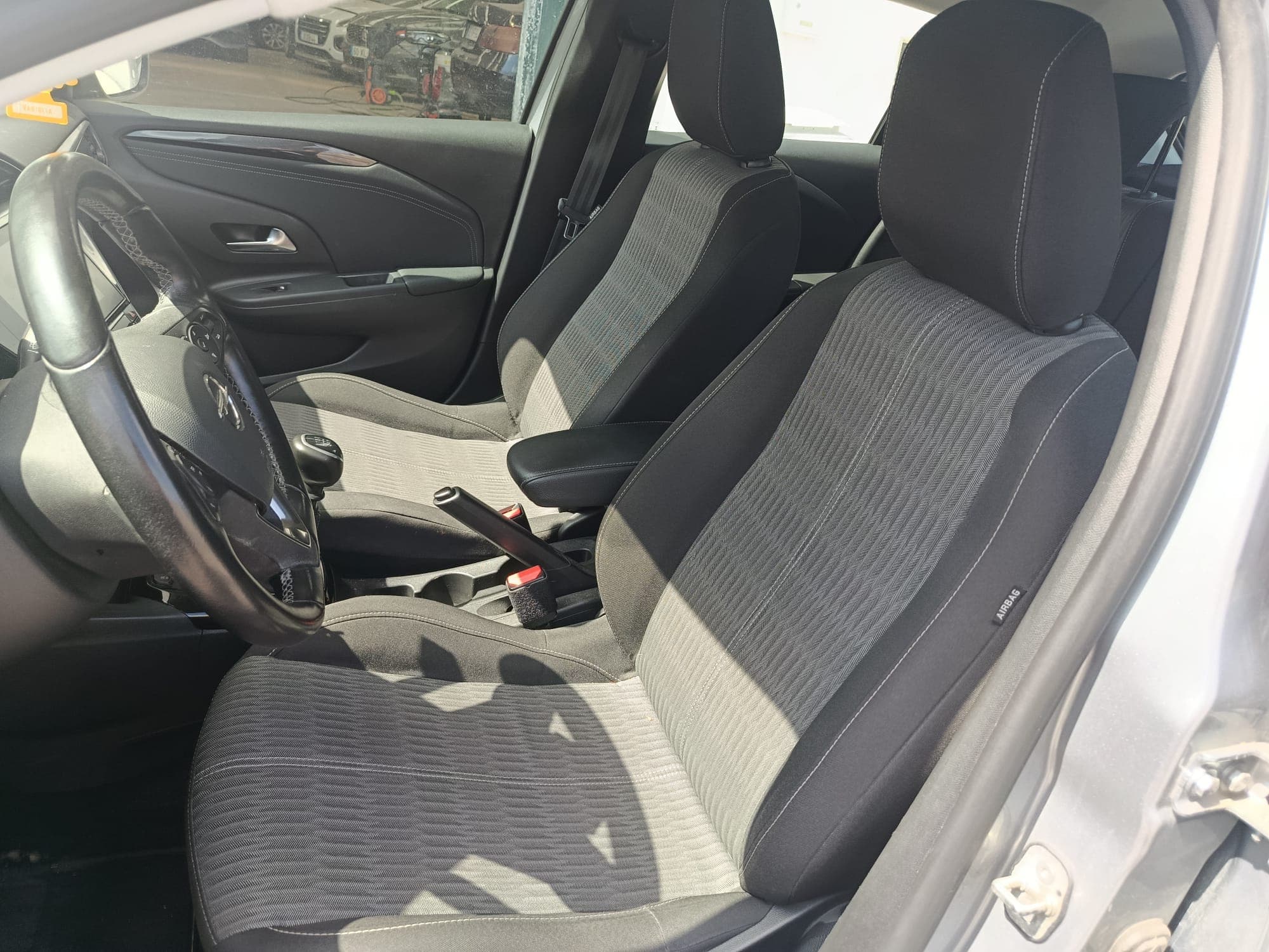 Opel Corsa · Ano 2022 — imagem 18
