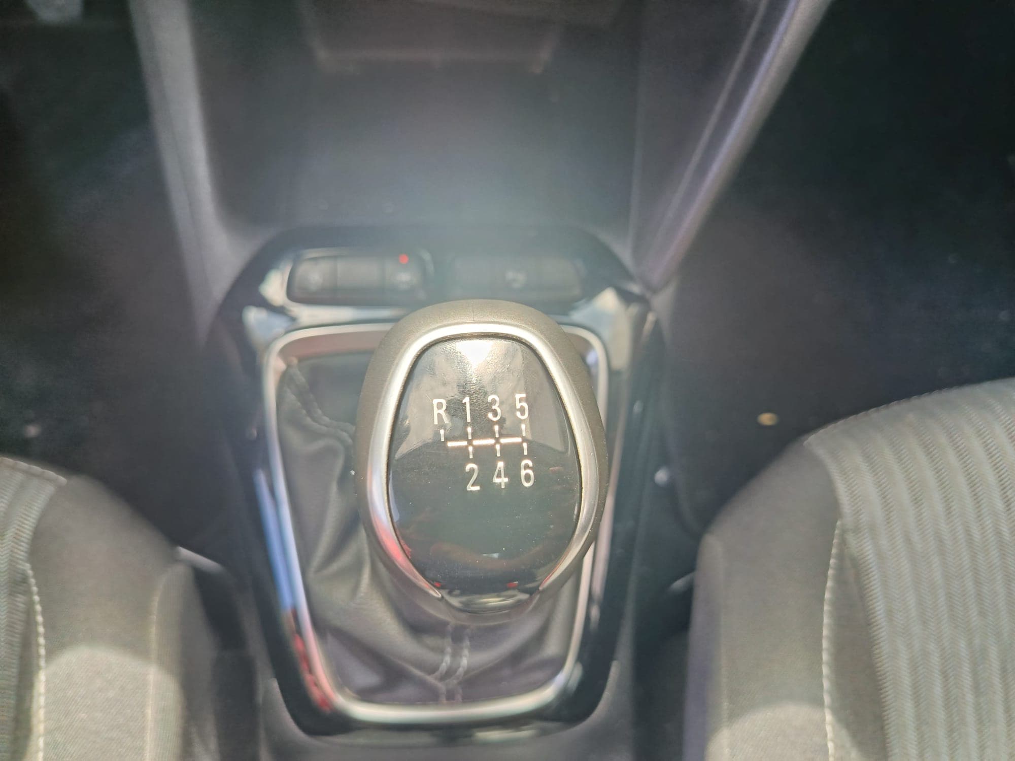 Opel Corsa · Ano 2022 — imagem 19