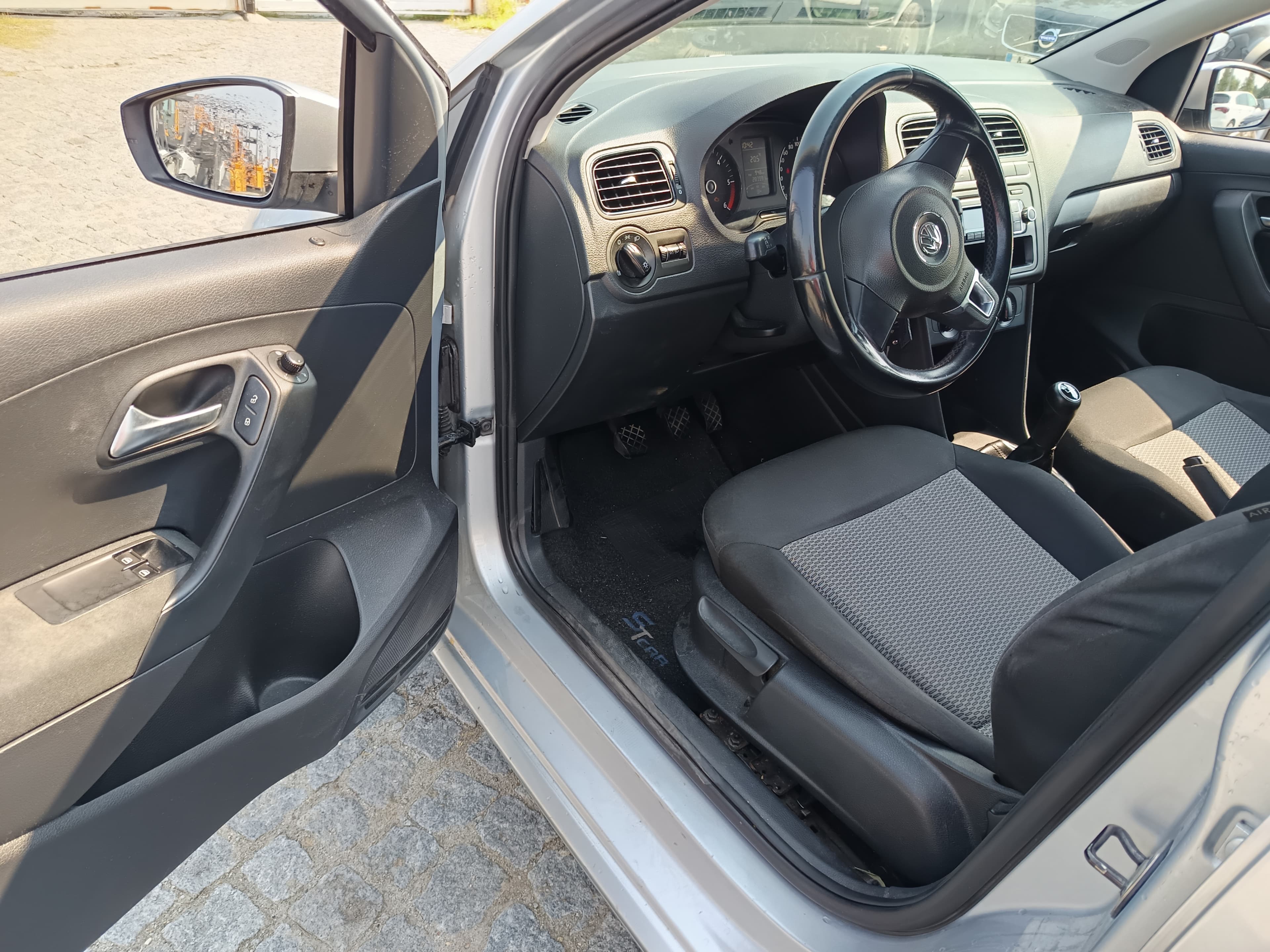 Volkswagen Polo · Ano 2012 — image 26