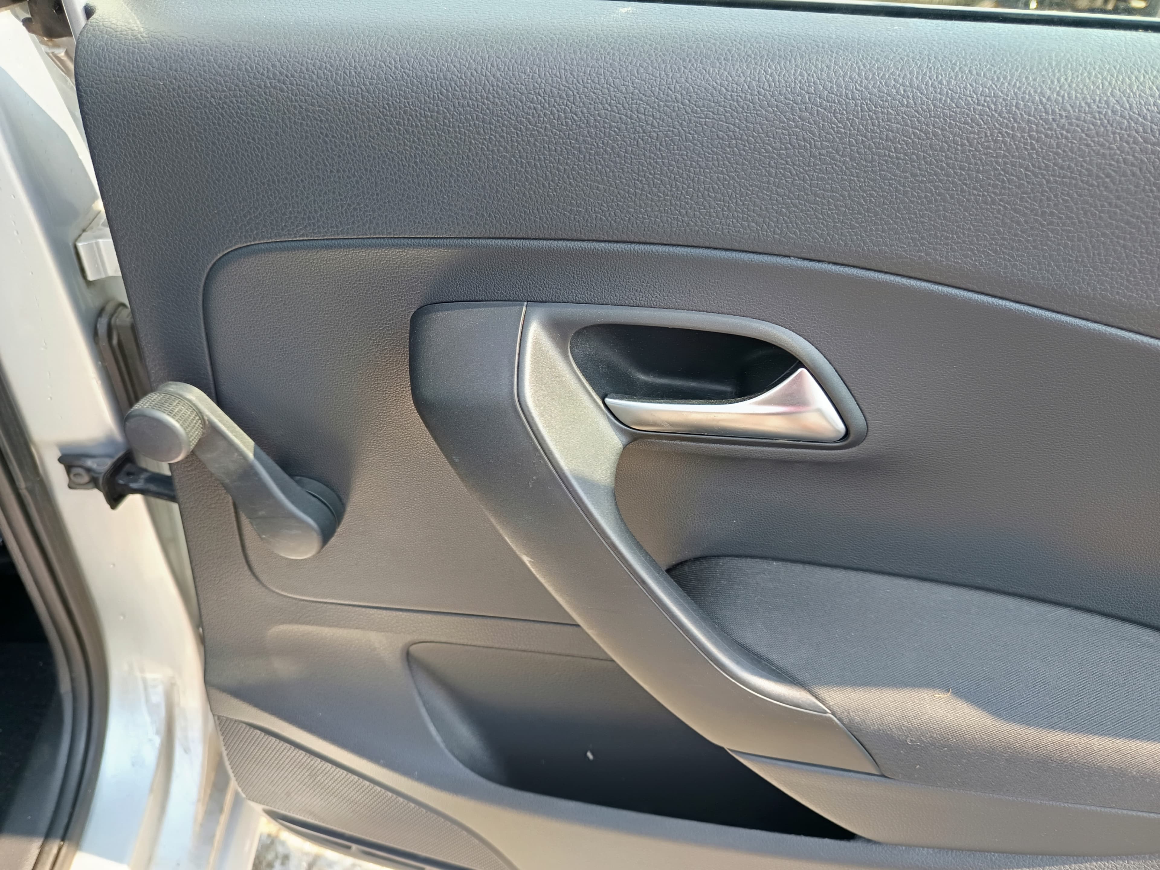 Volkswagen Polo · Ano 2012 — image 18