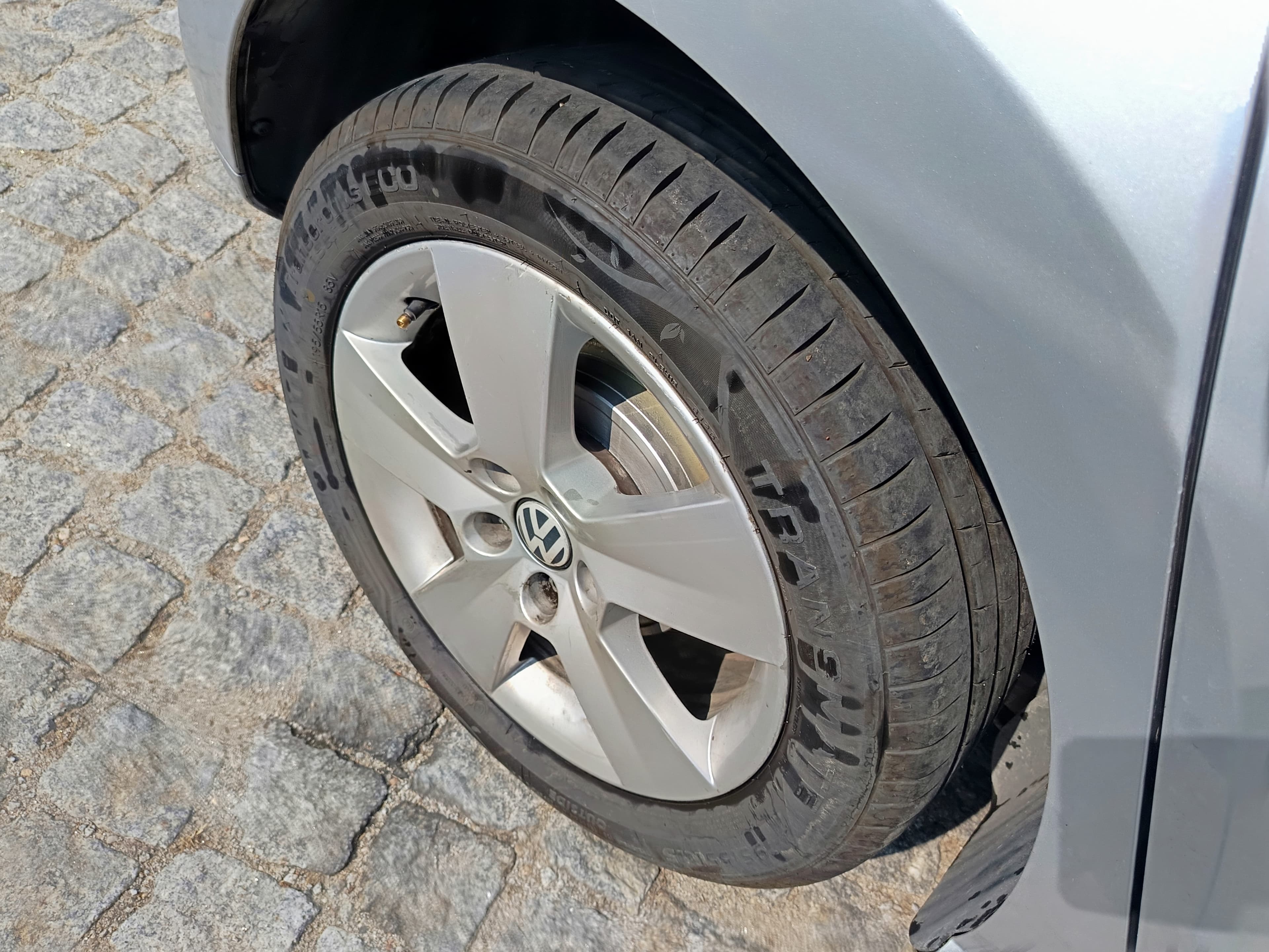Volkswagen Polo · Ano 2012 — image 9