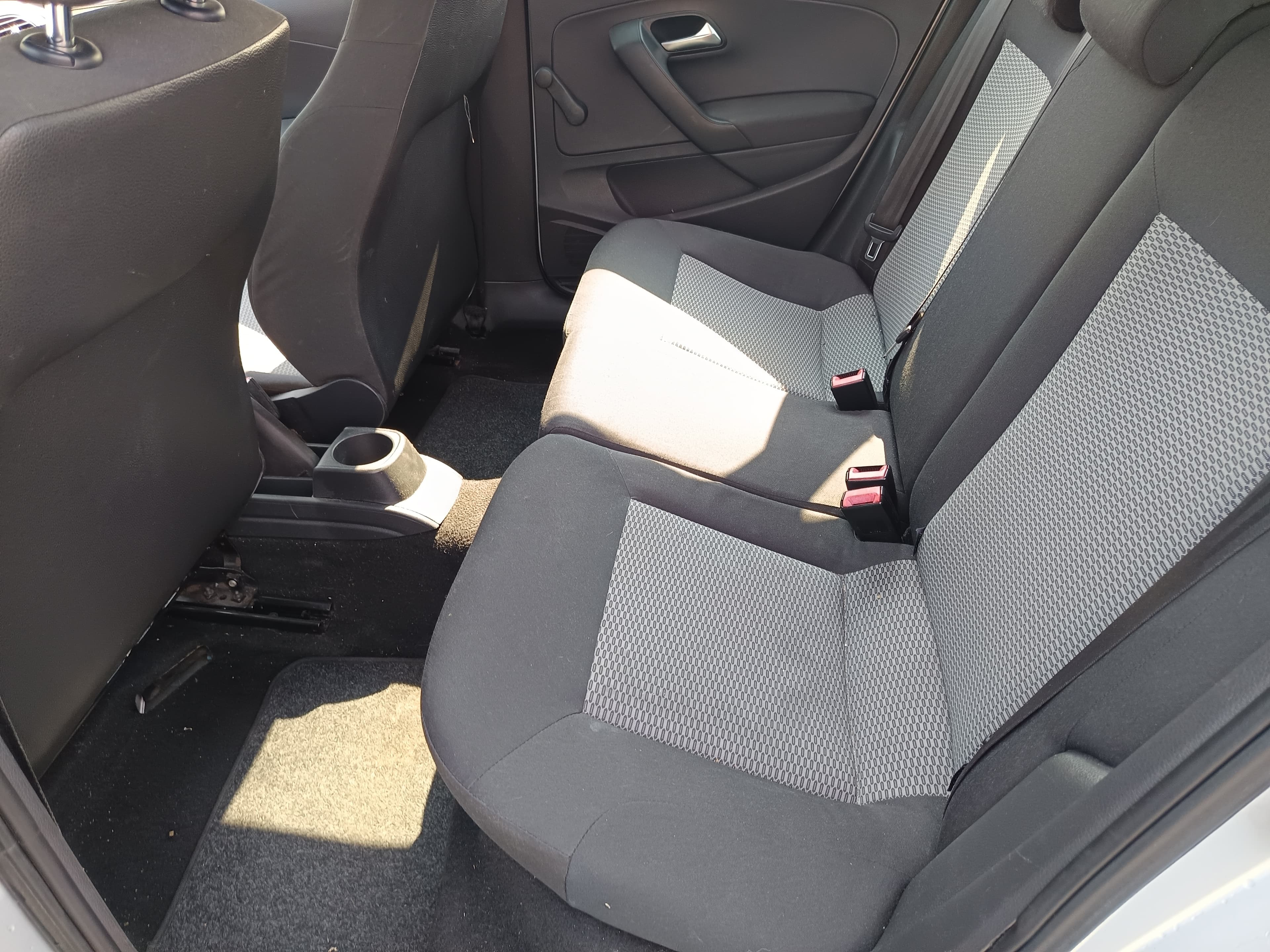 Volkswagen Polo · Ano 2012 — image 25