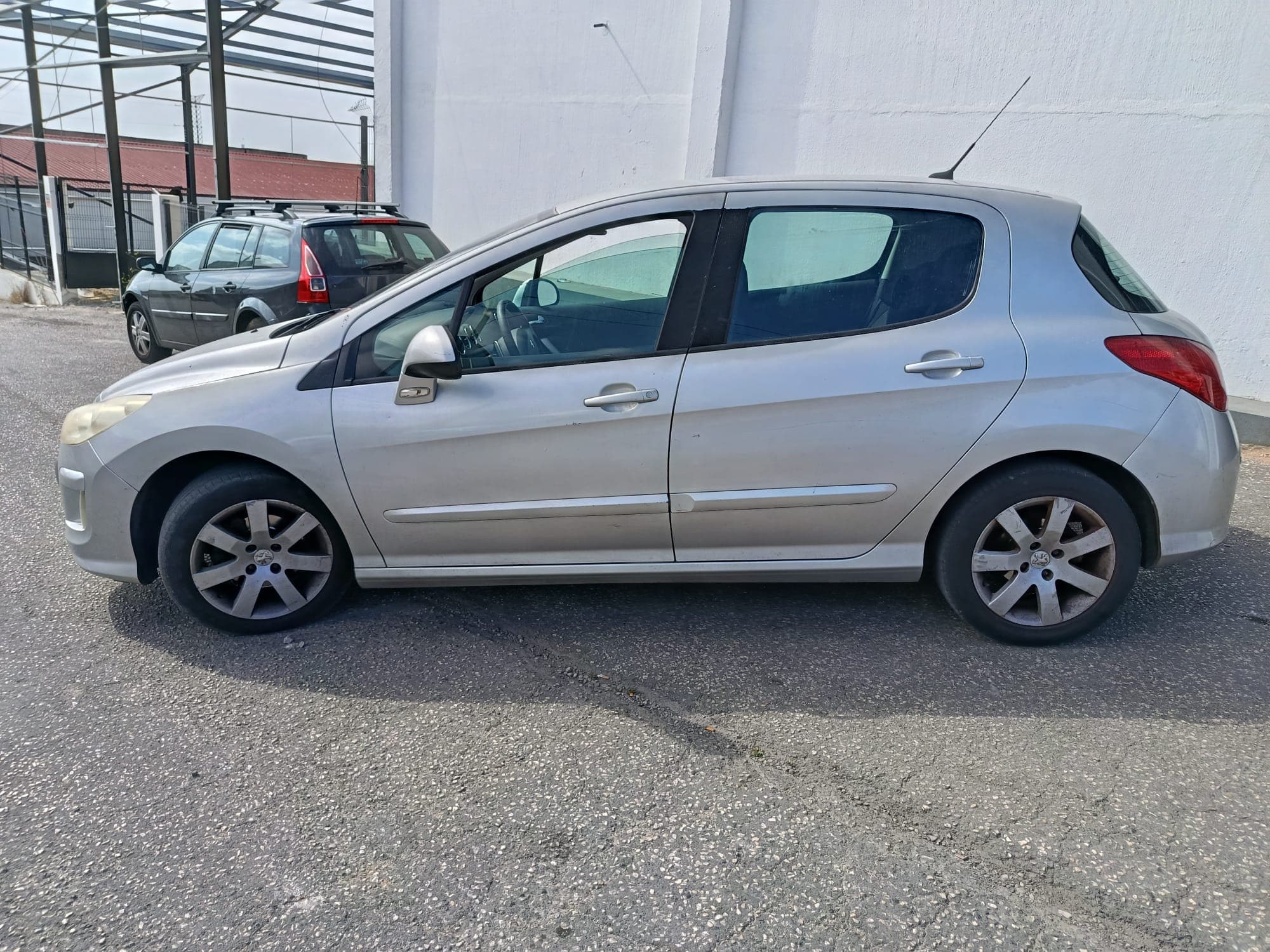 Peugeot 308 · Año 2008 — imagen 8