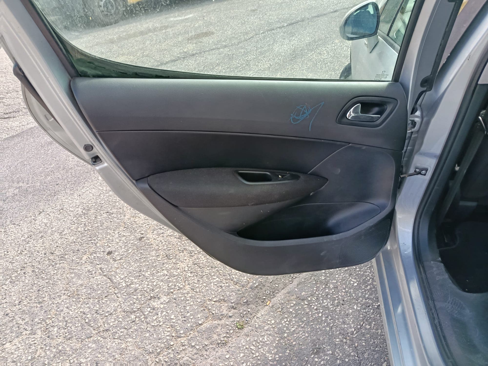 Peugeot 308 · Año 2008 — imagen 27