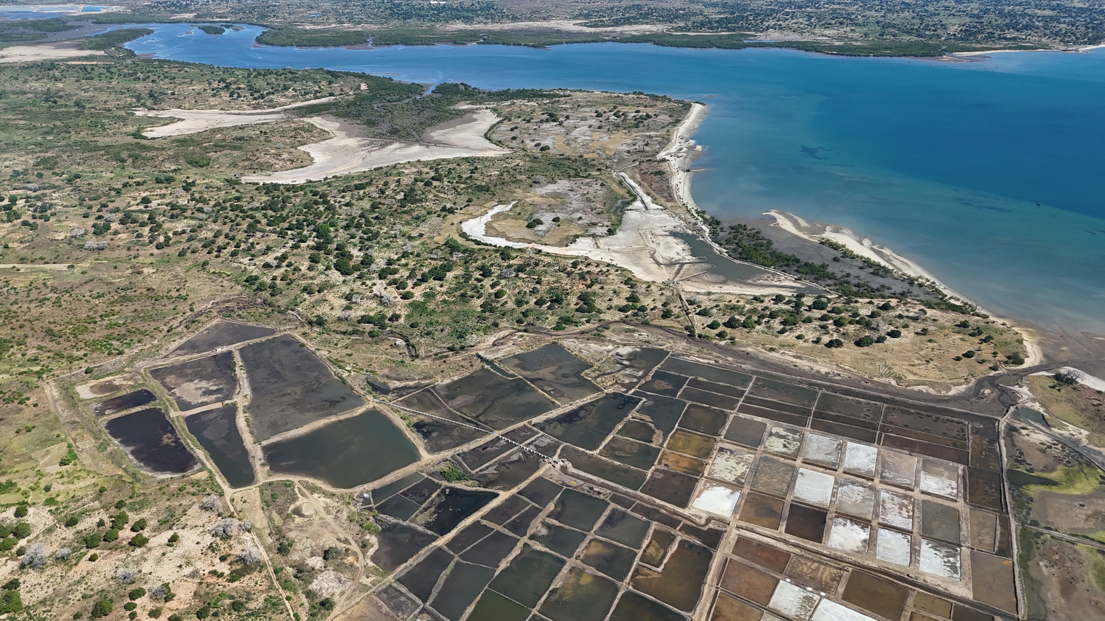 Infrastructure on land with 207.71 hectares - Nacala Porto — image 2