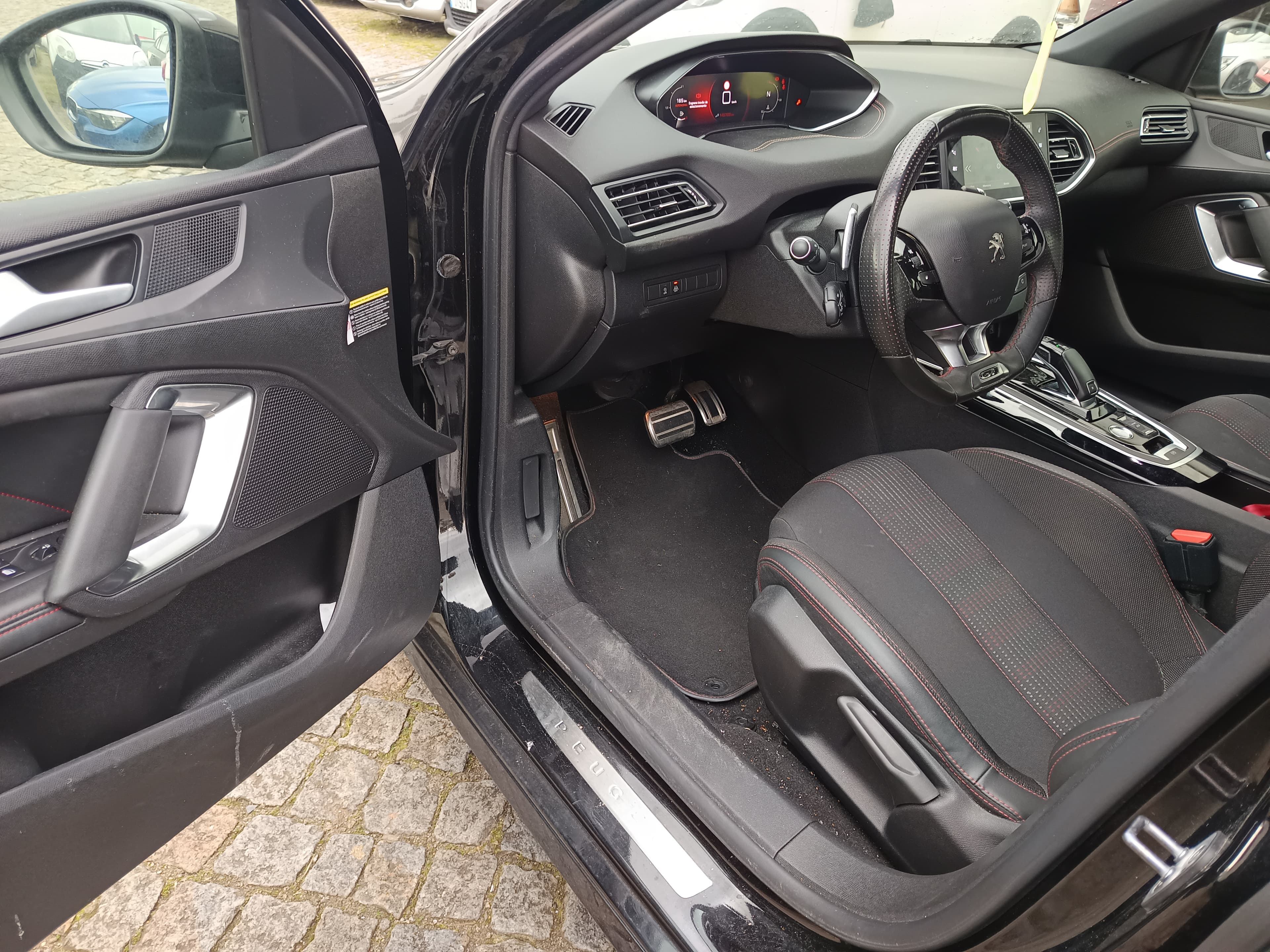 Peugeot 308 GT Line · Ano 2021 — imagen 23