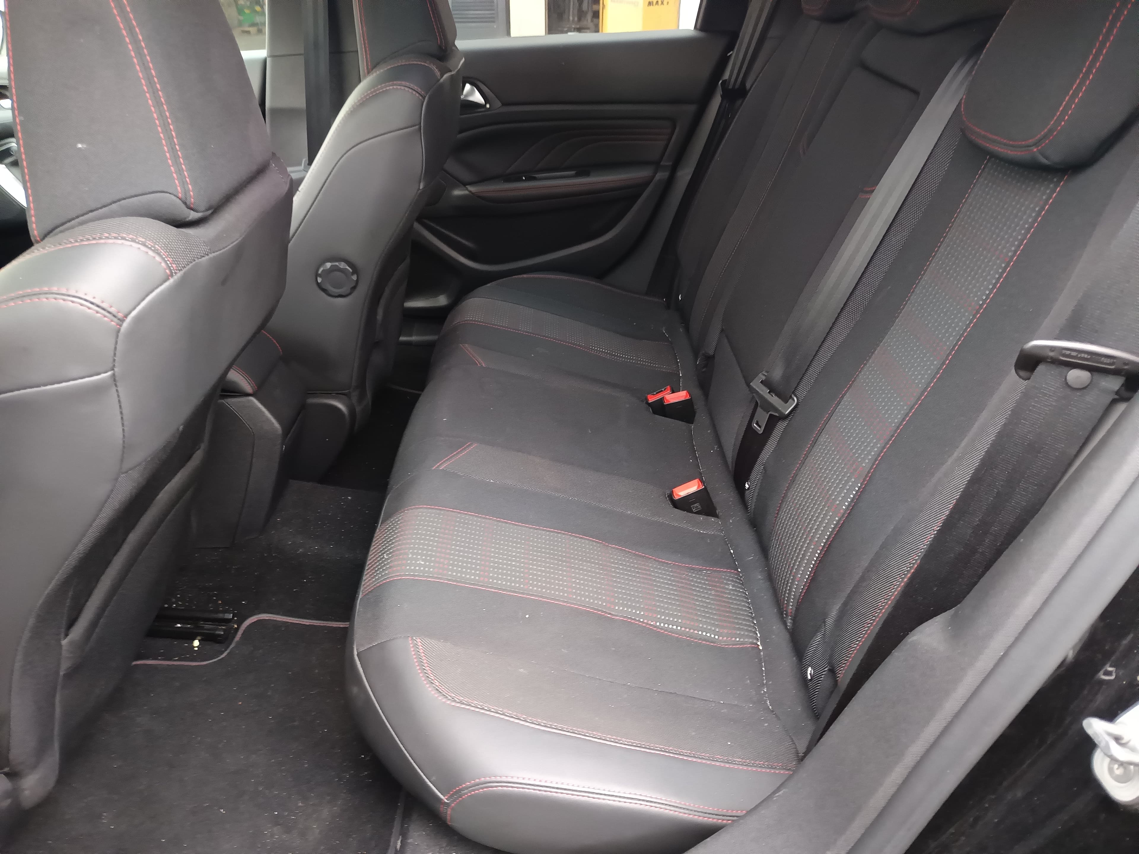 Peugeot 308 GT Line · Ano 2021 — imagen 38