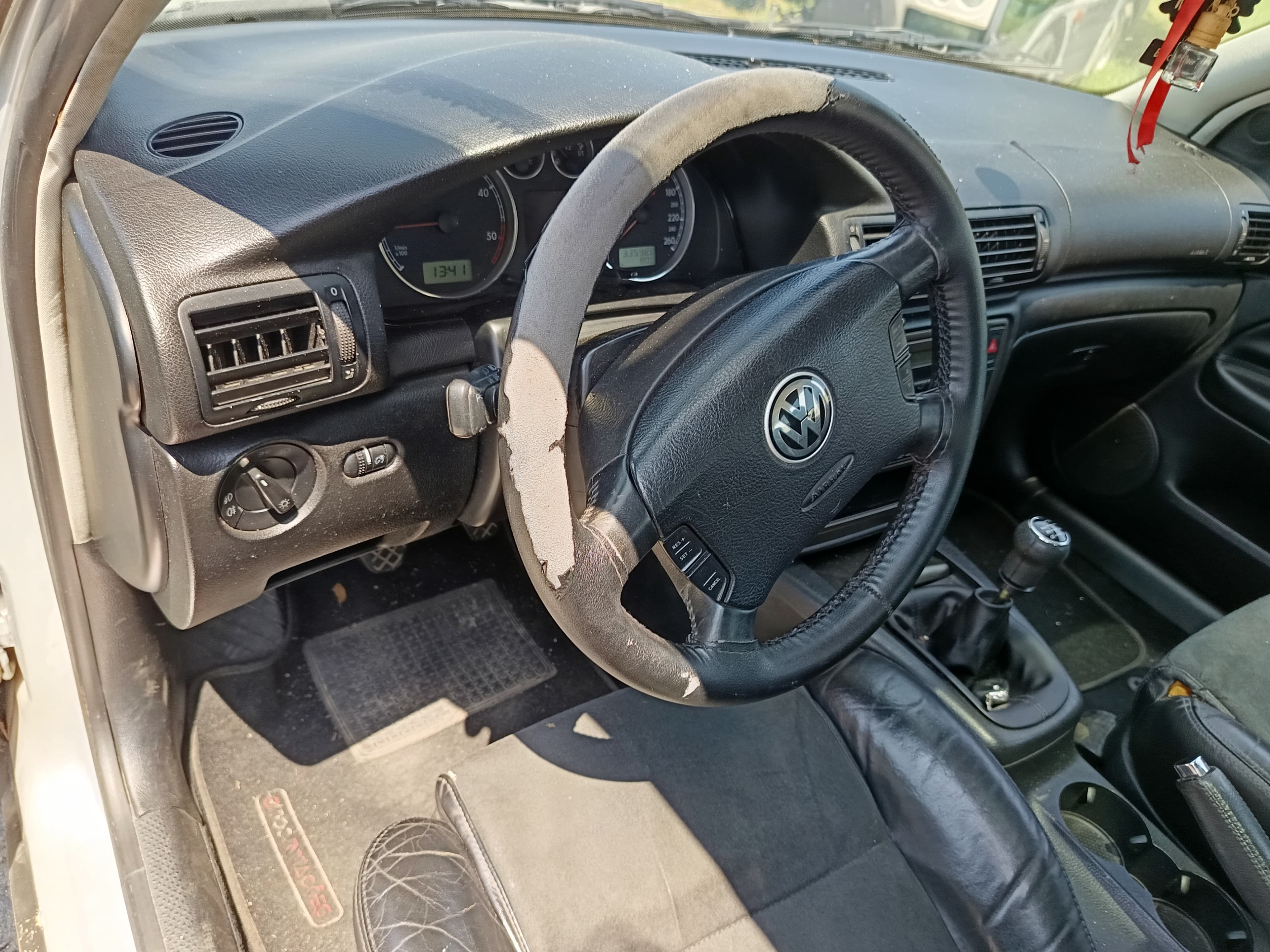 Volkswagen Passat · Ano 2001 — imagem 35