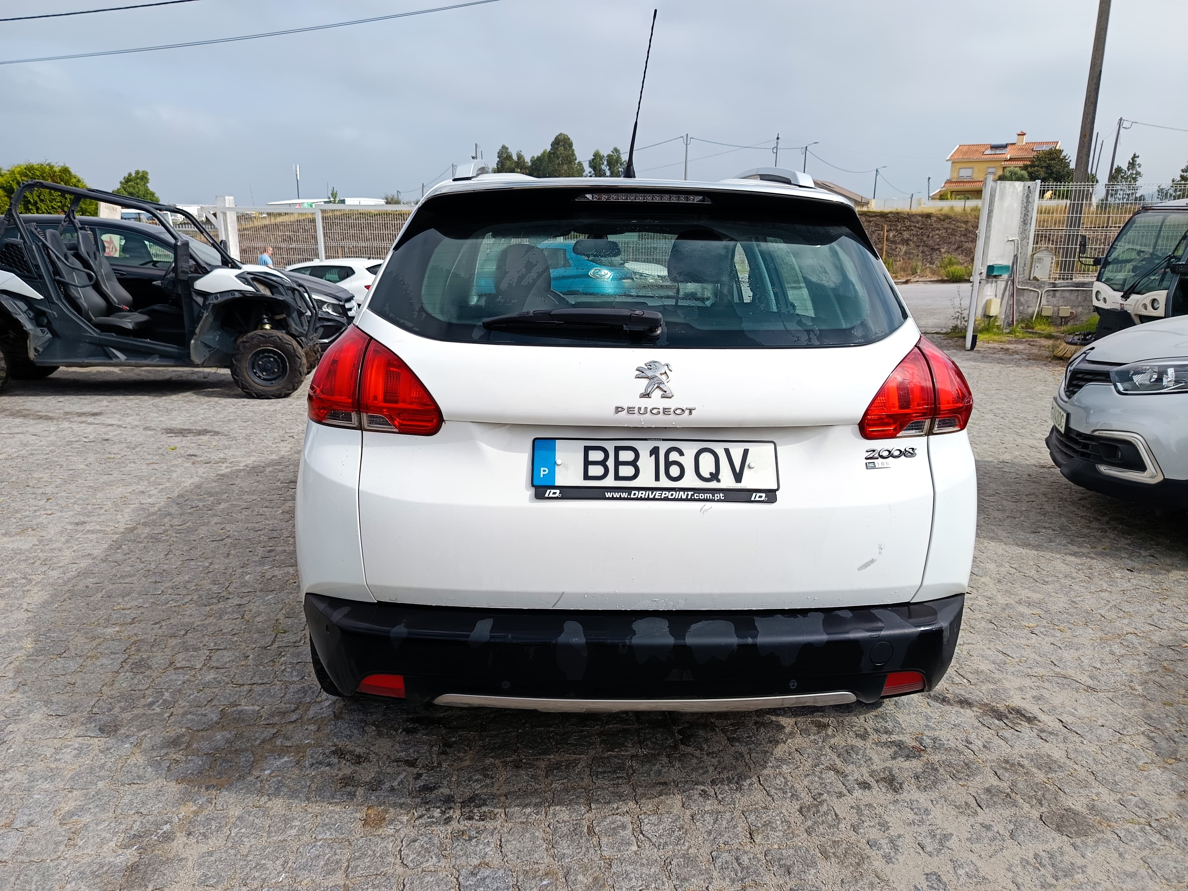 Peugeot 2008 · Ano 2014 — imagen 5