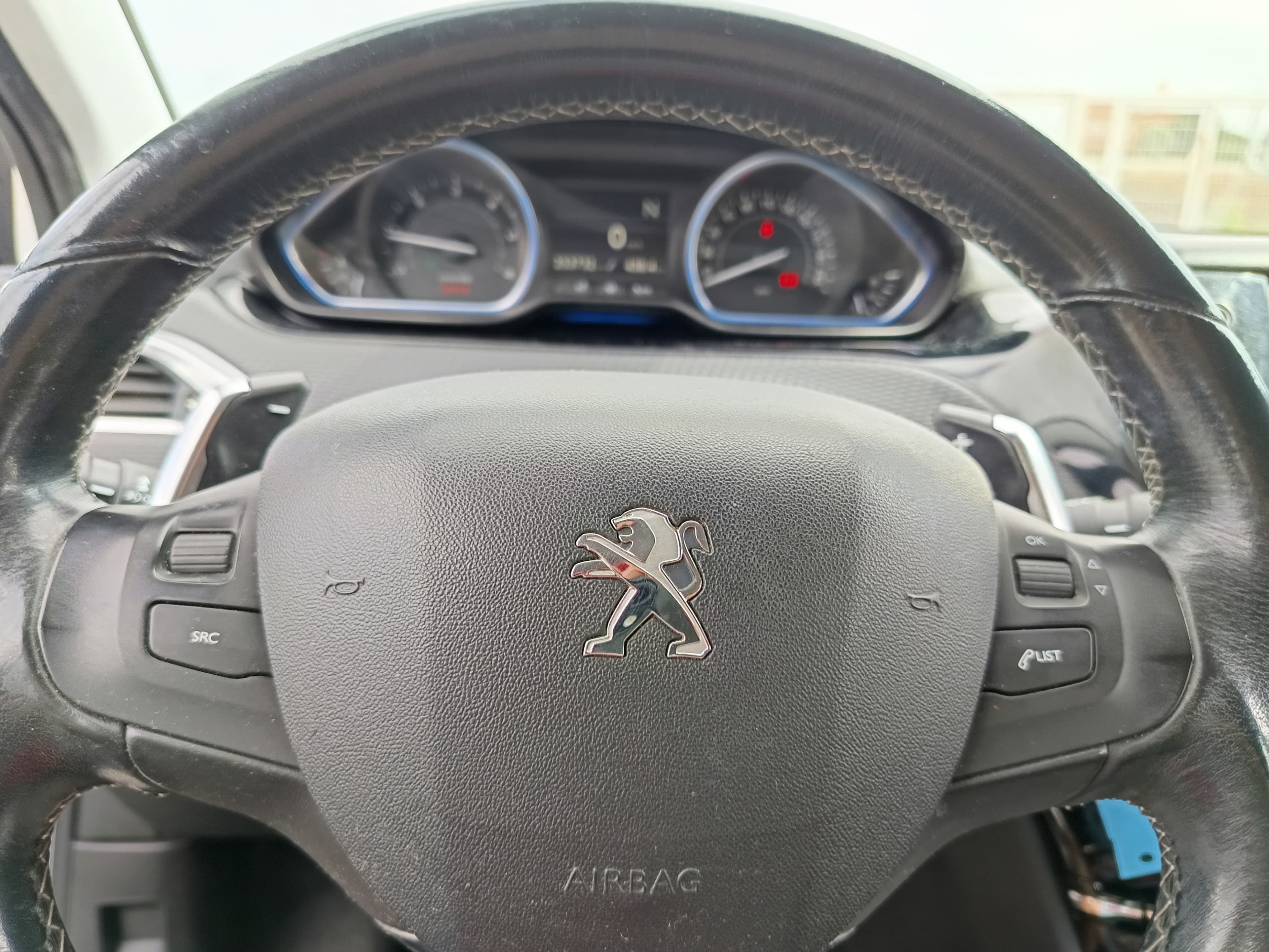 Peugeot 2008 · Ano 2014 — imagen 42