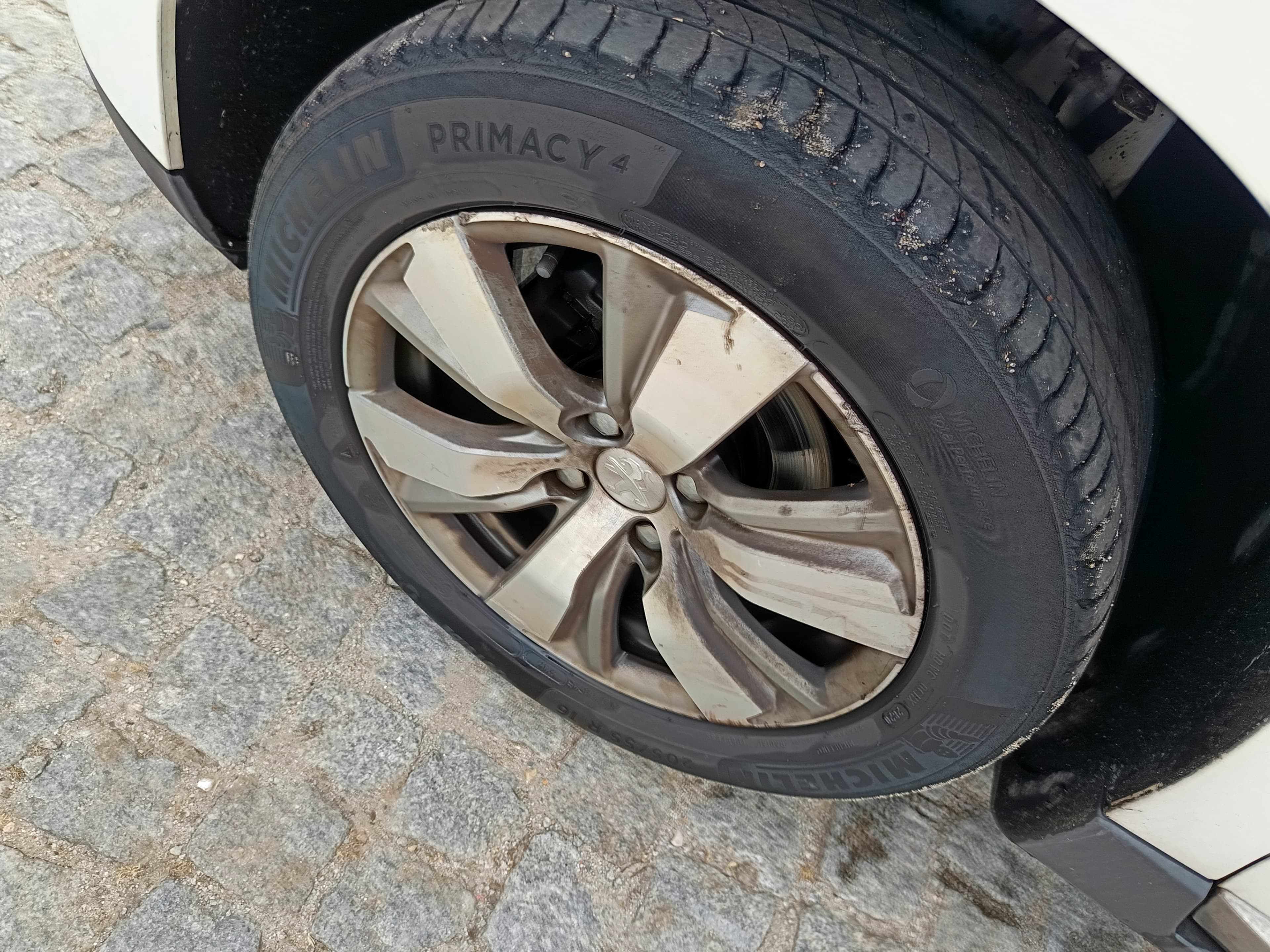 Peugeot 2008 · Ano 2014 — imagen 10