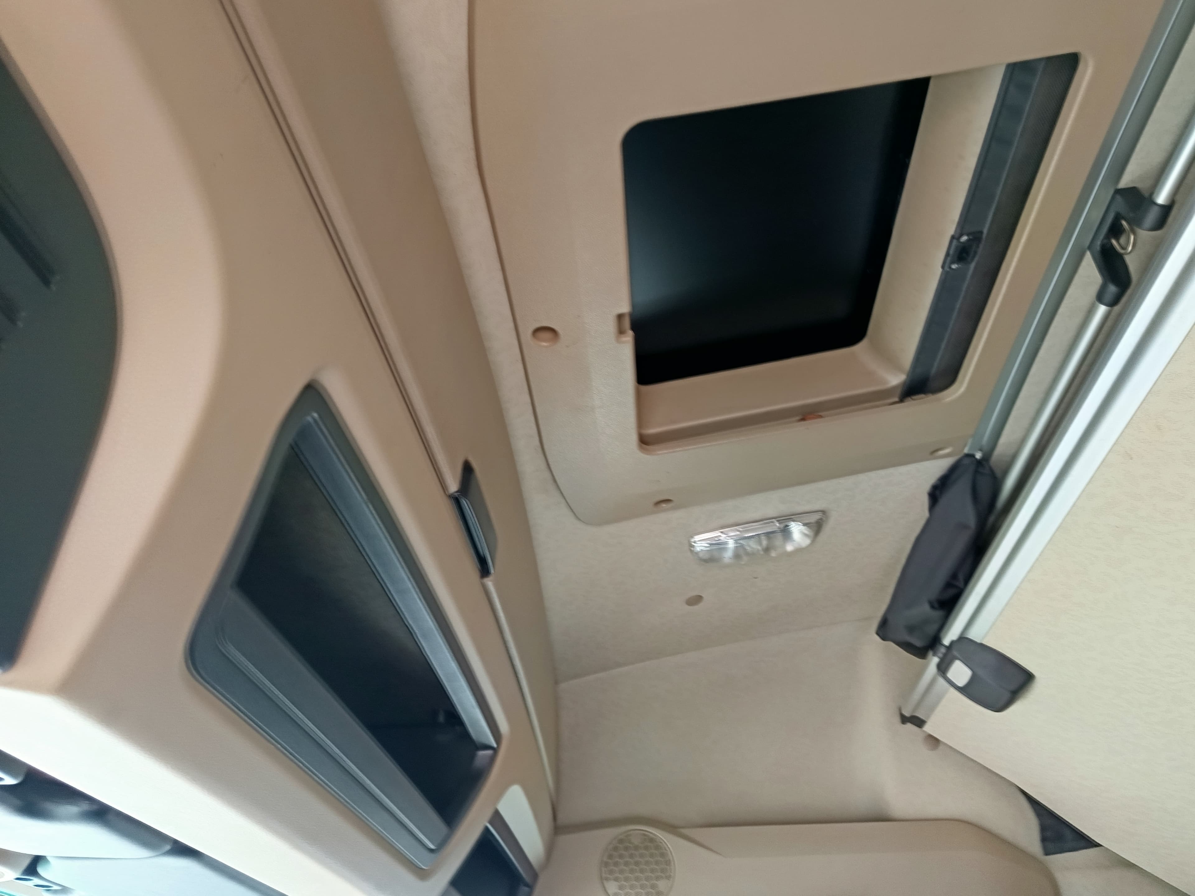 Mercedes-Benz Actros 1845 · Ano 2019 — imagem 13