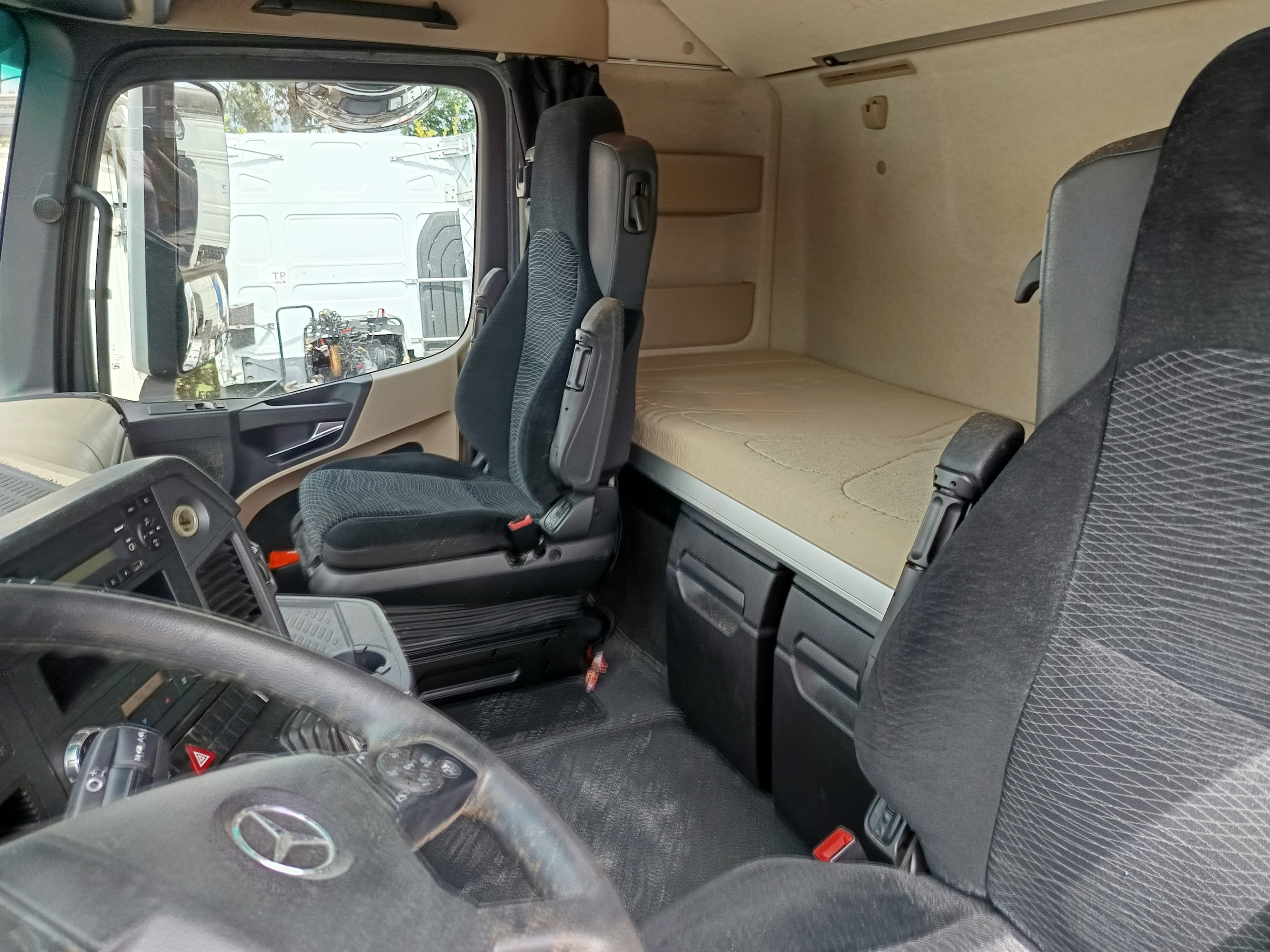 Mercedes-Benz Actros 1845 · Ano 2019 — imagen 12