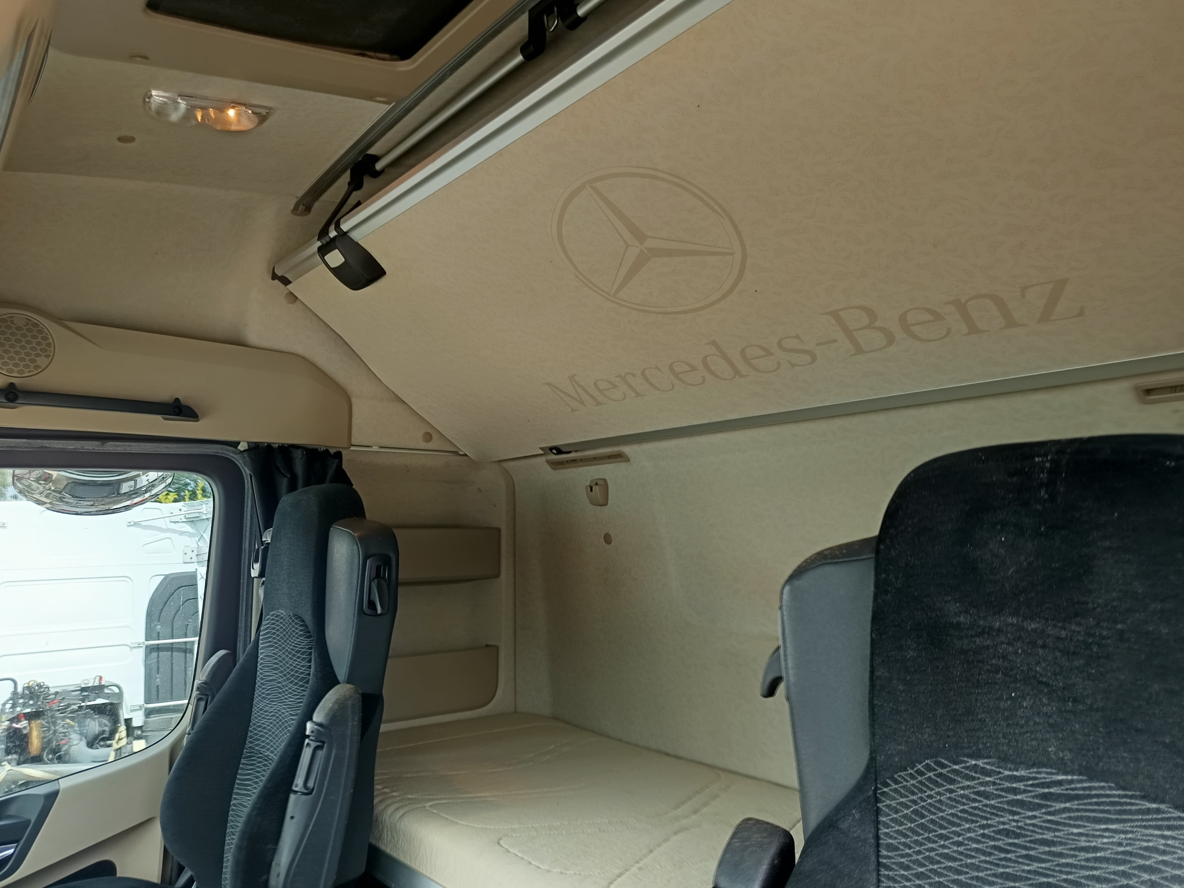 Mercedes-Benz Actros 1845 · Ano 2019 — imagen 21