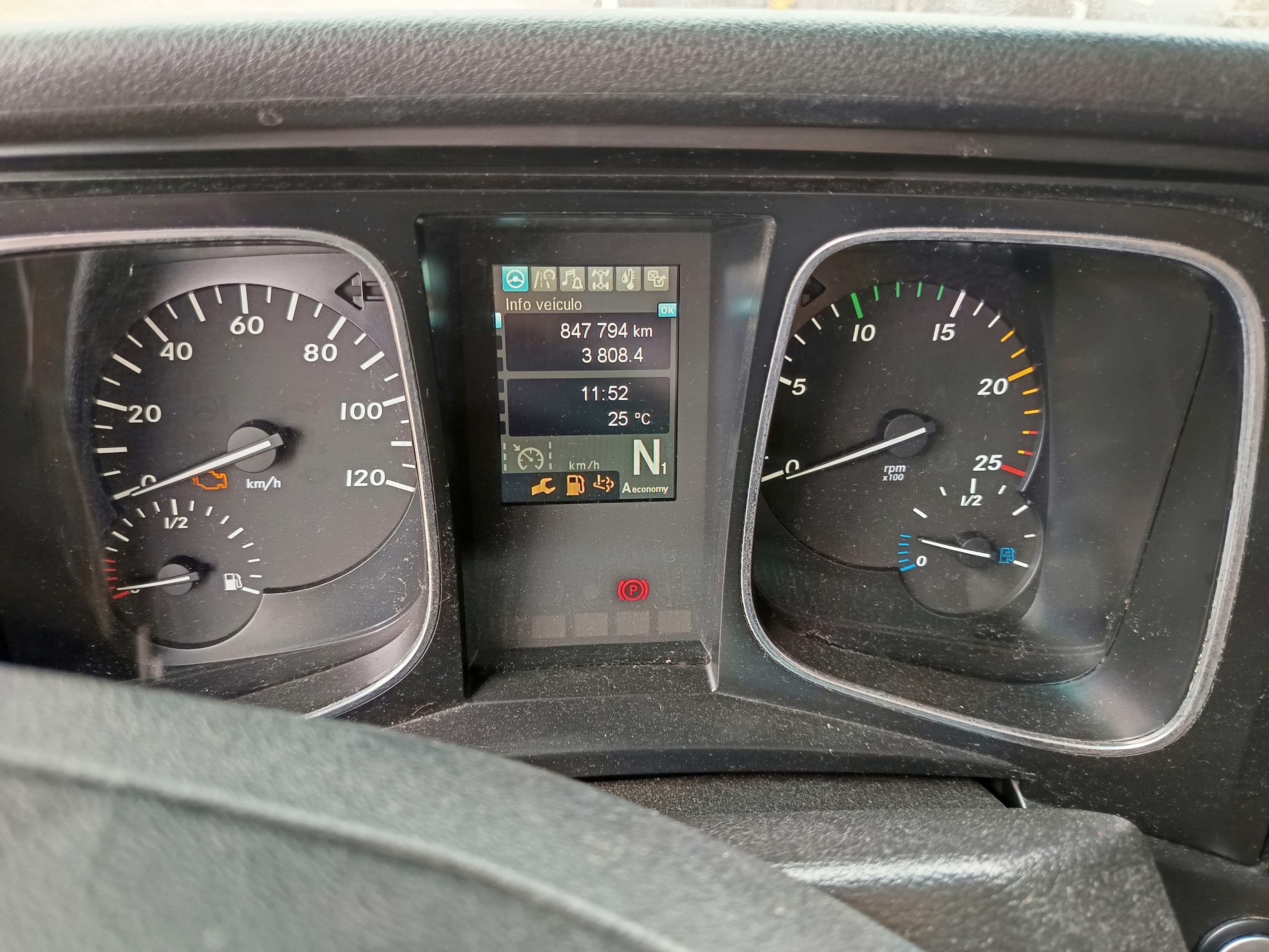 Mercedes-Benz Actros 1845 · Ano 2019 — imagen 11