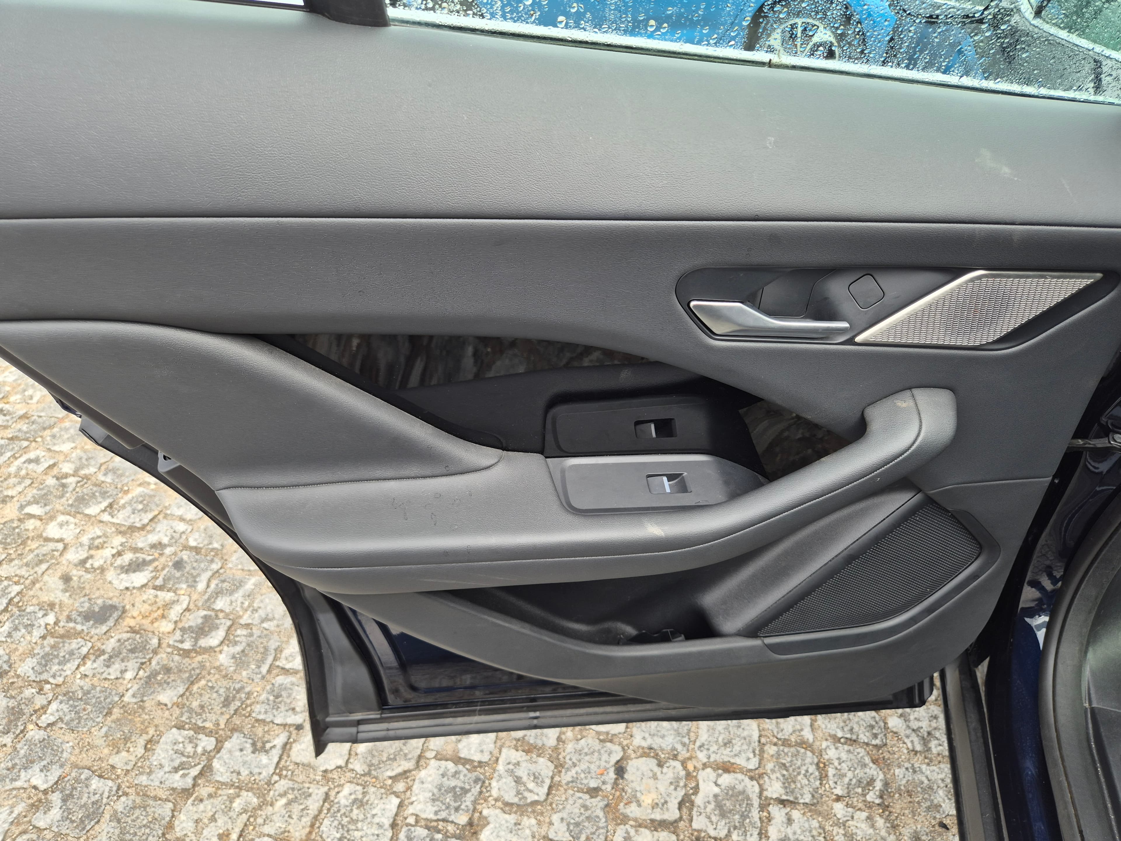 Jaguar I-Pace · Ano 2022 — imagen 22