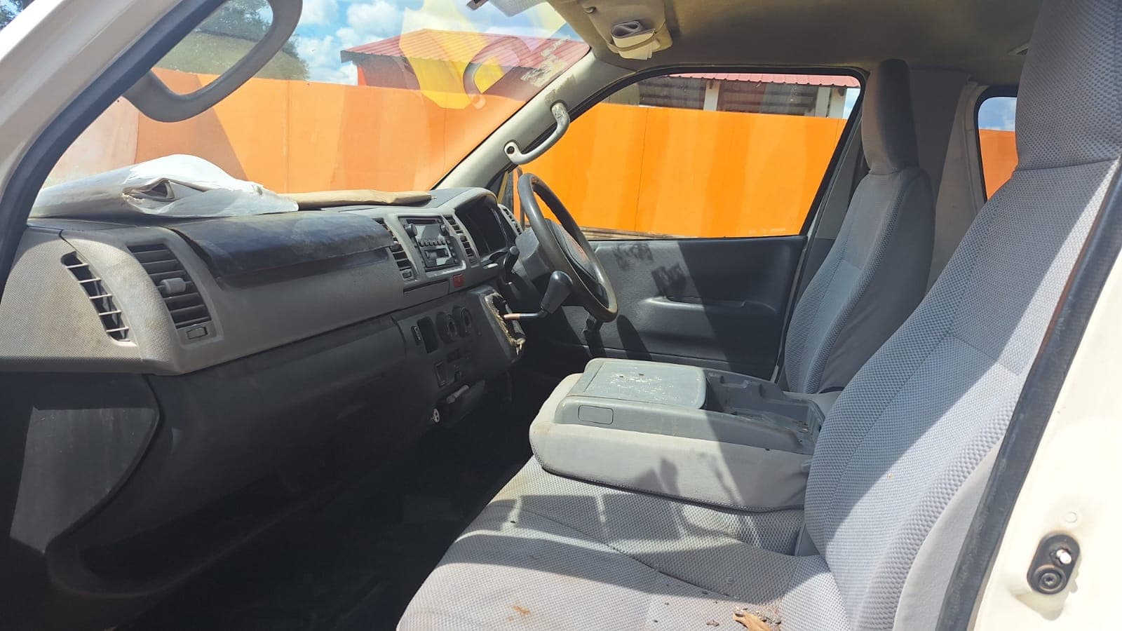 Toyota Hiace — imagem 4