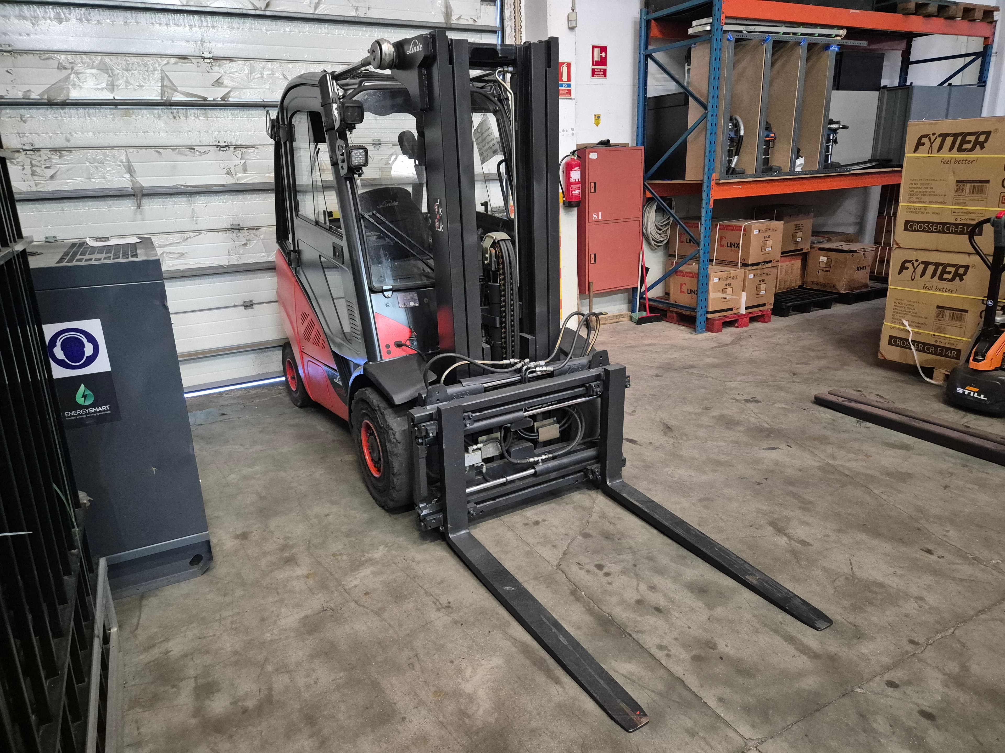 Empilhador Linde · Ano 2017 · 3000 KG — imagem 3