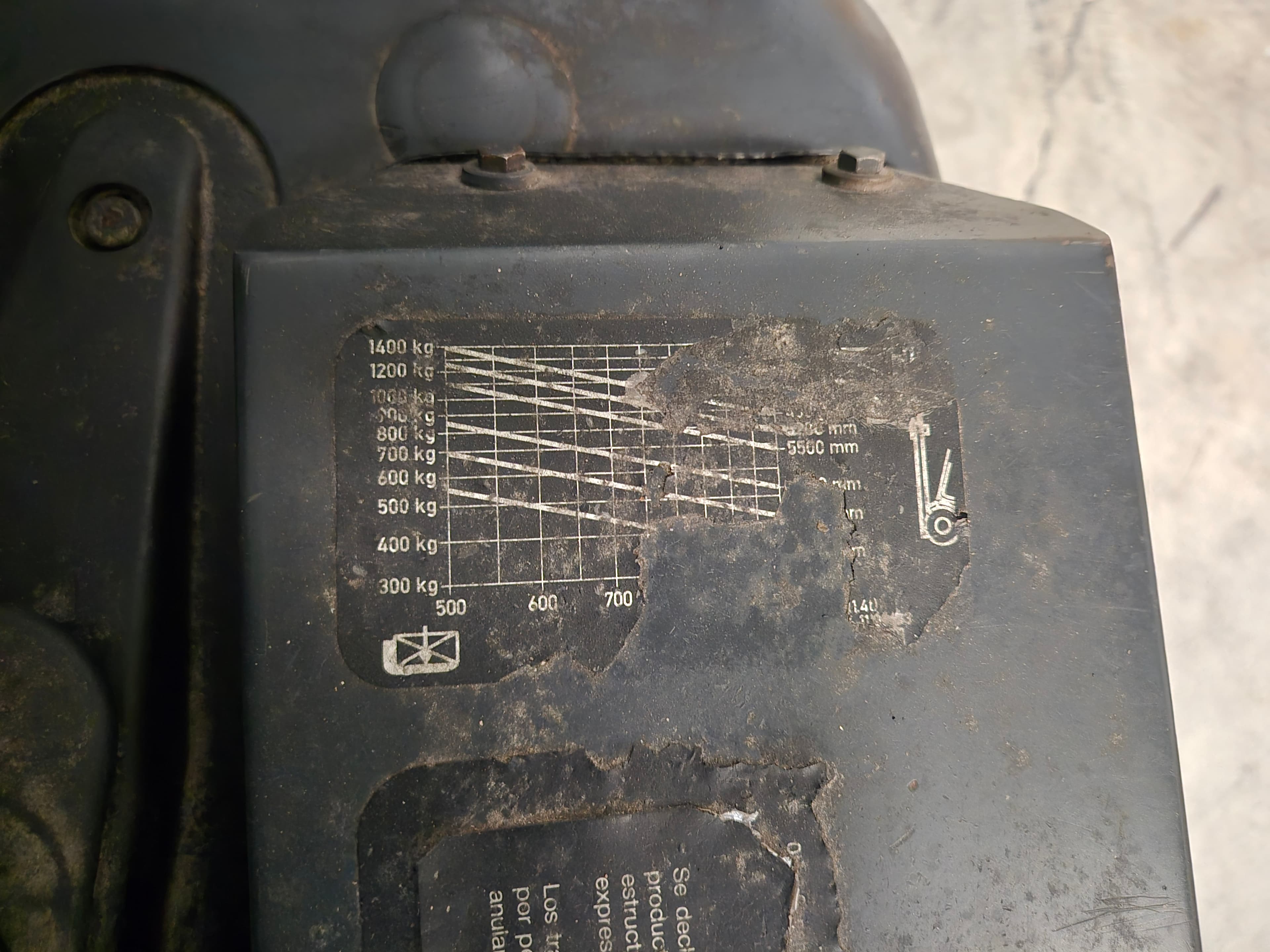 Empilhador Linde · Ano 2002 · 1400 KG — imagem 23