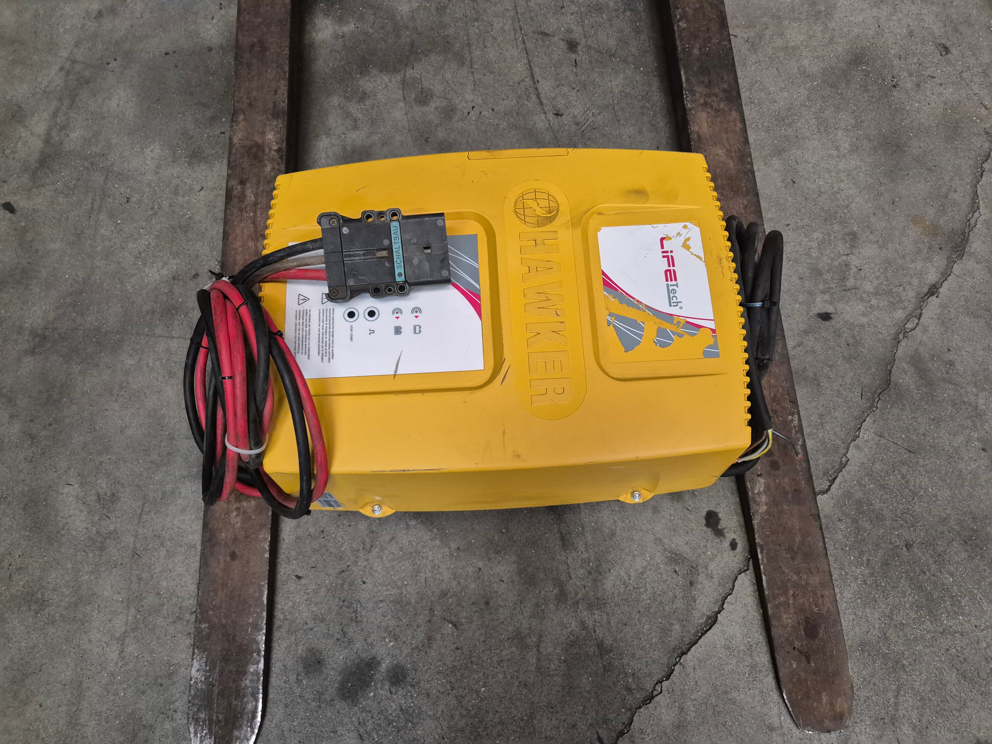 Empilhador Linde · Ano 2002 · 1400 KG — imagem 7
