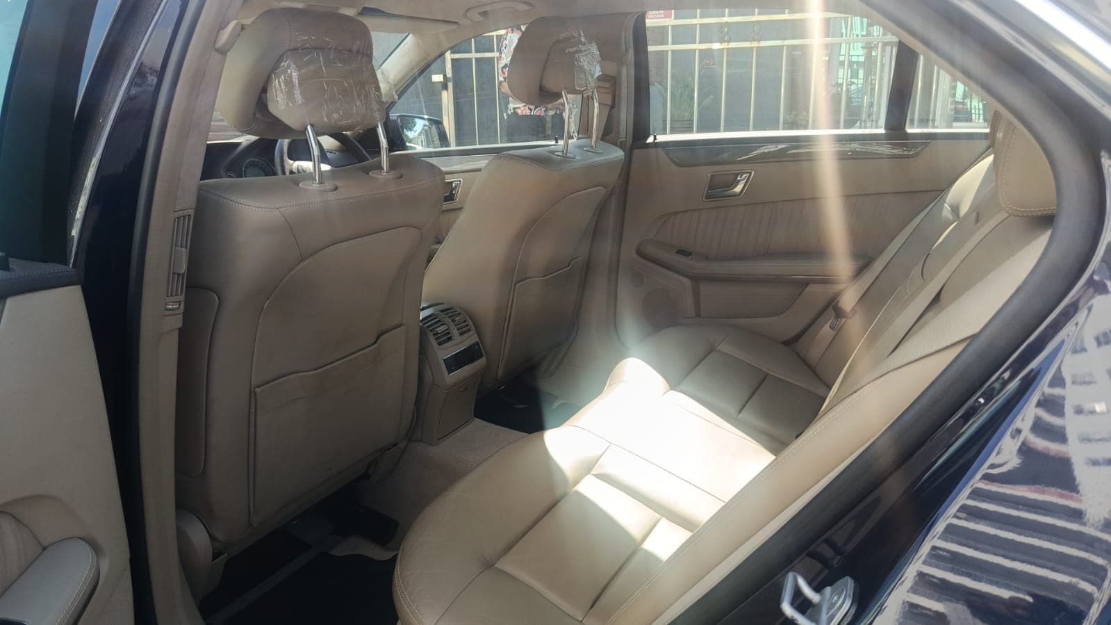 Mercedes Benz E250_2,46m - 2010 — imagem 15
