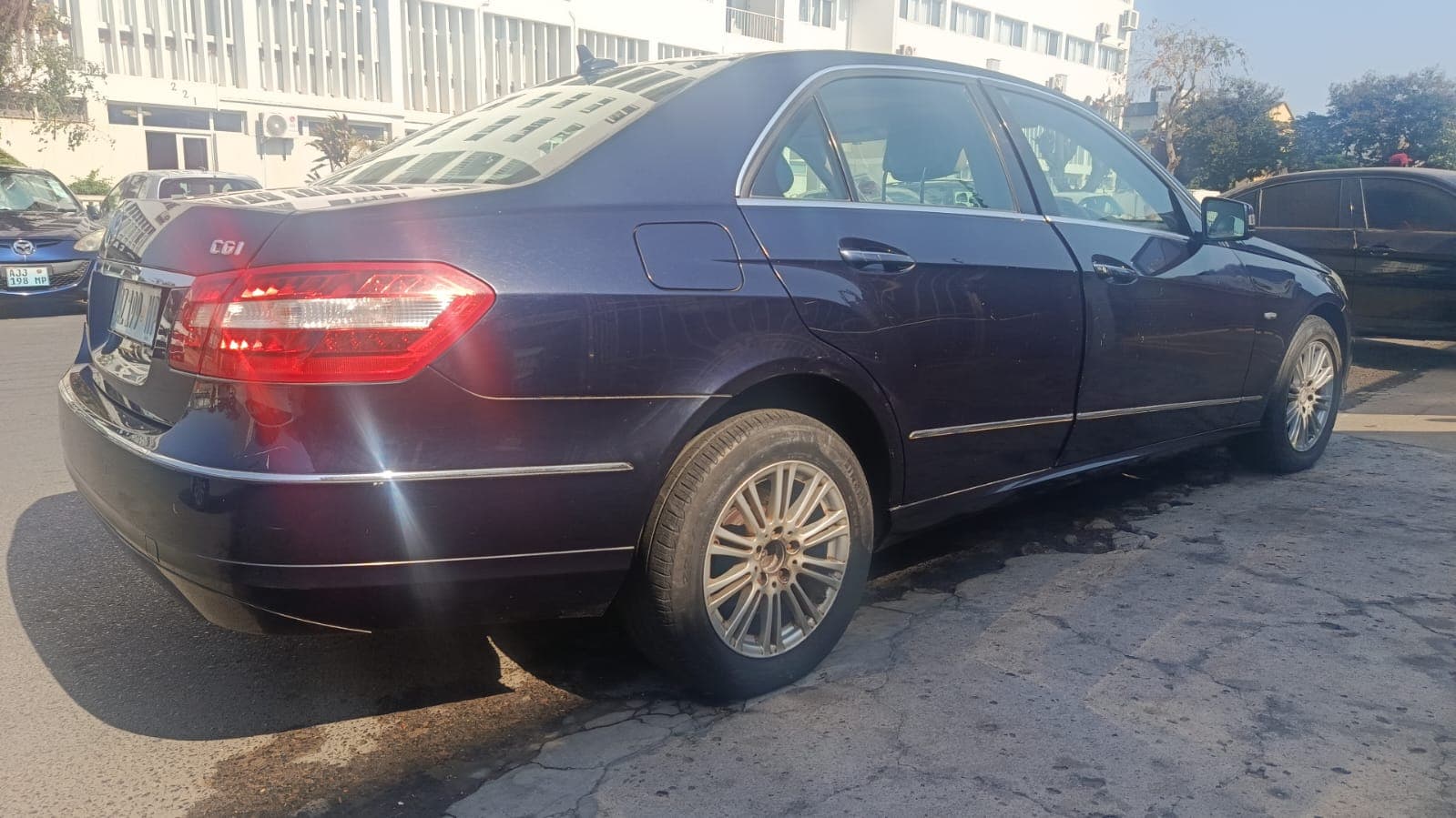 Mercedes Benz E250_2,46m - 2010 — imagem 19