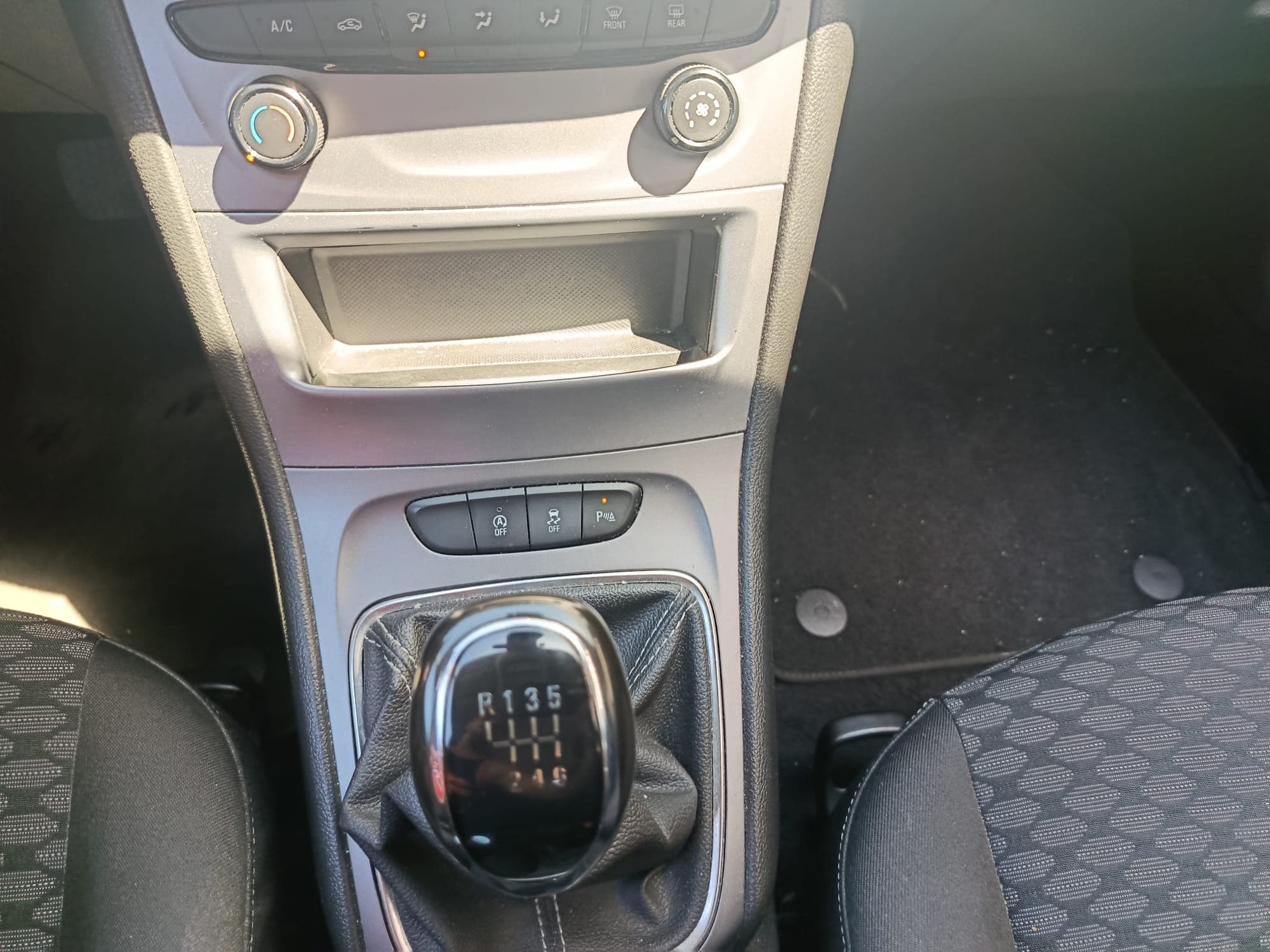 Opel Astra · Année 2021 — image 12