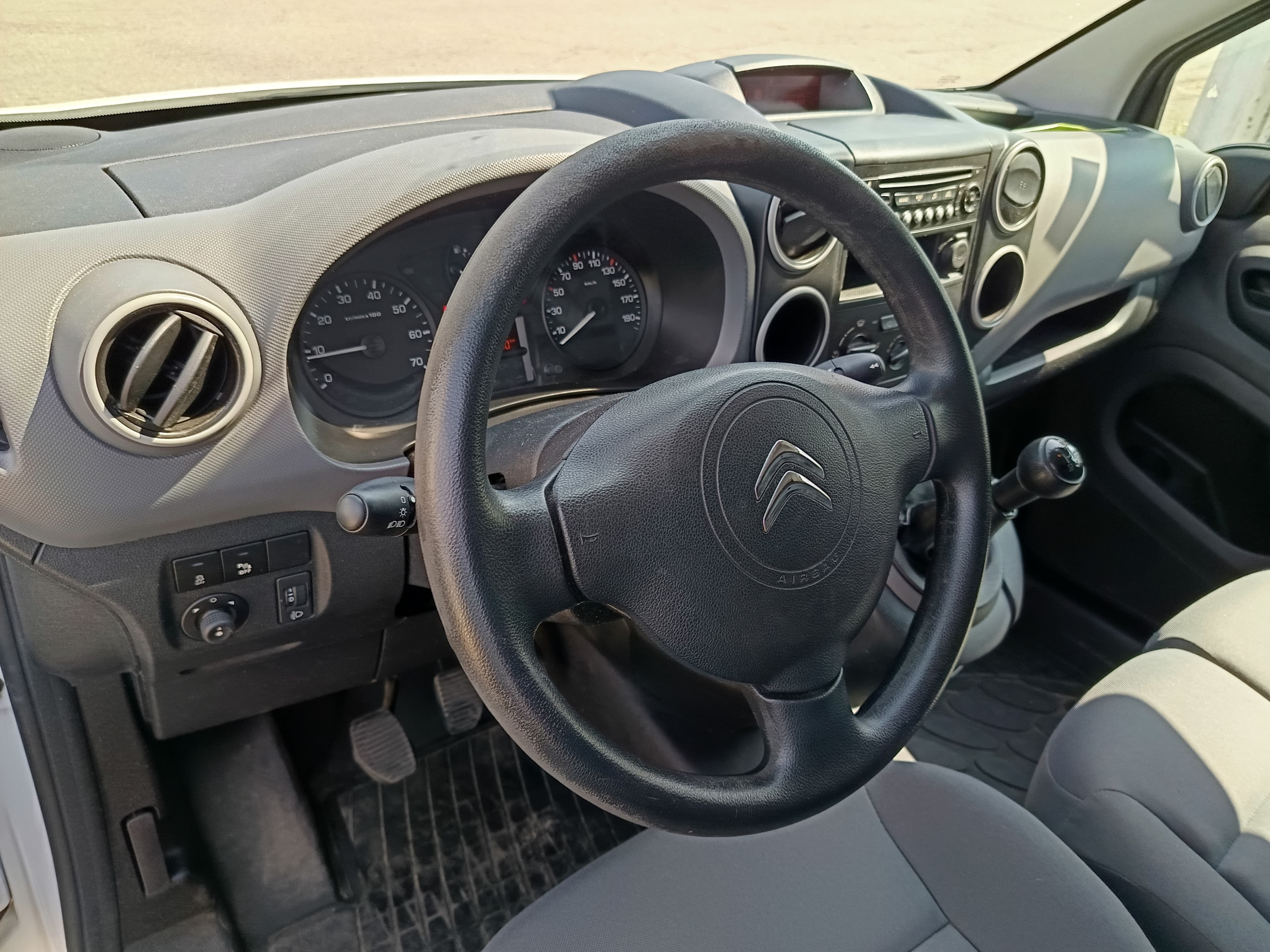 Citroën Berlingo · Année 2017 — image 27