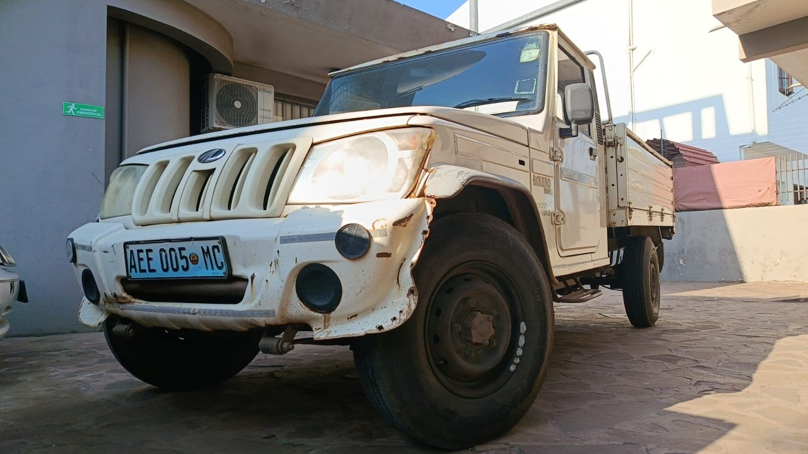 Mahindra Bolero 2,70m - 2014 — imagem 2