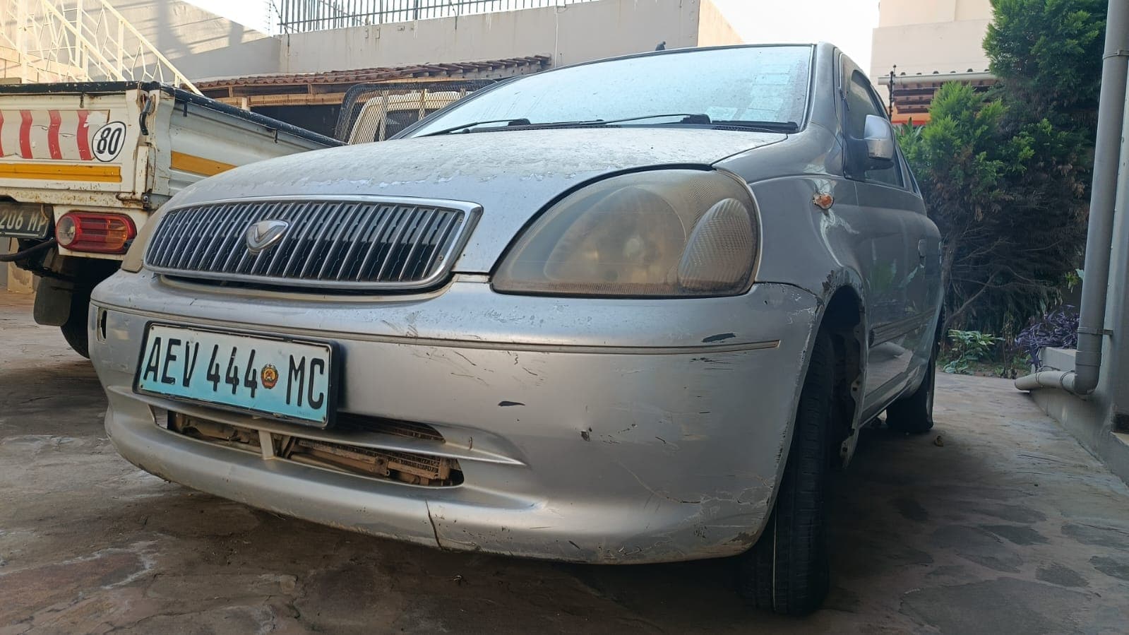 Toyota Vitz 2.45m - 2001 — imagem 3