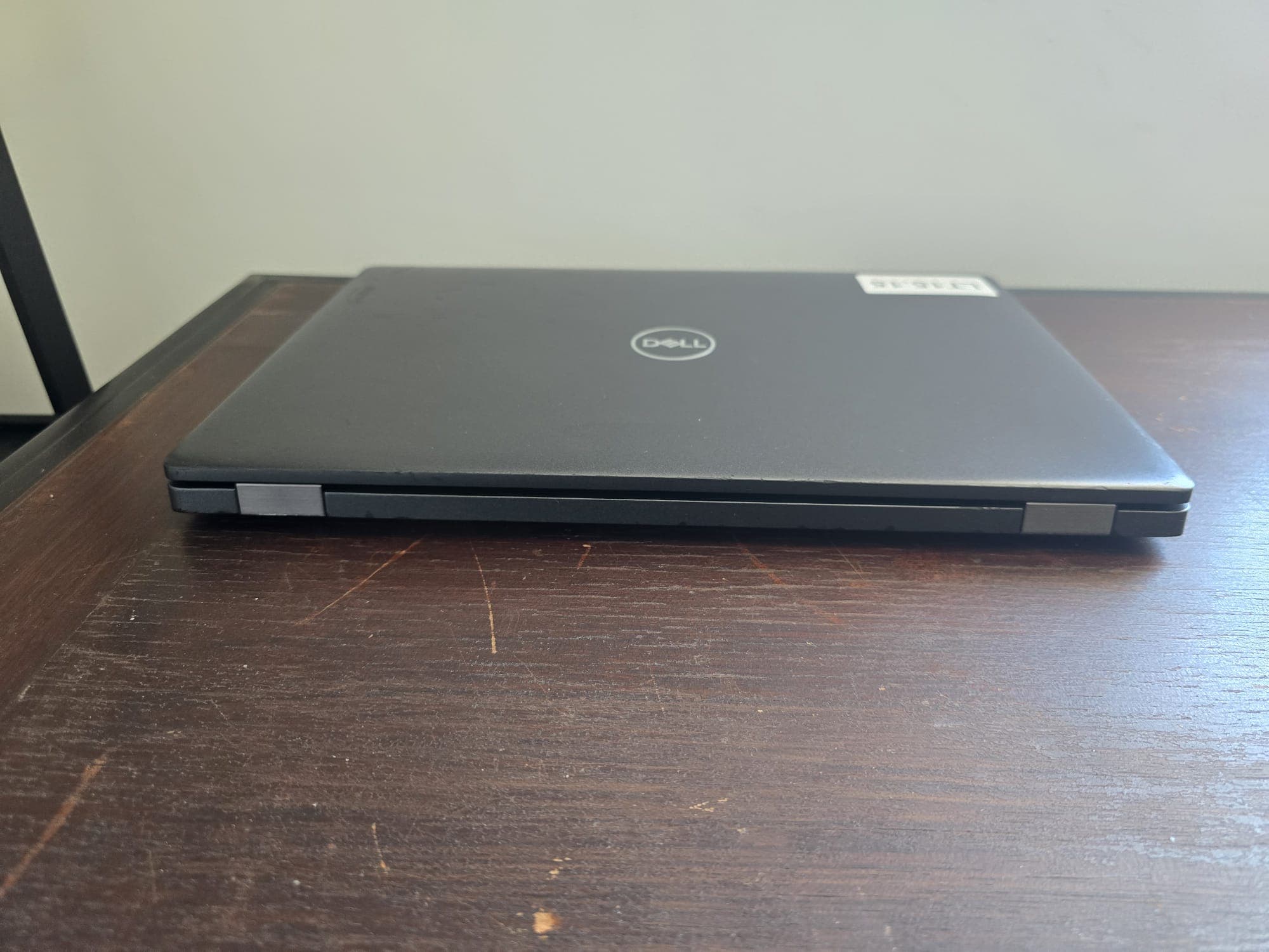 Computador portátil Dell Latitude 5400 — imagem 3