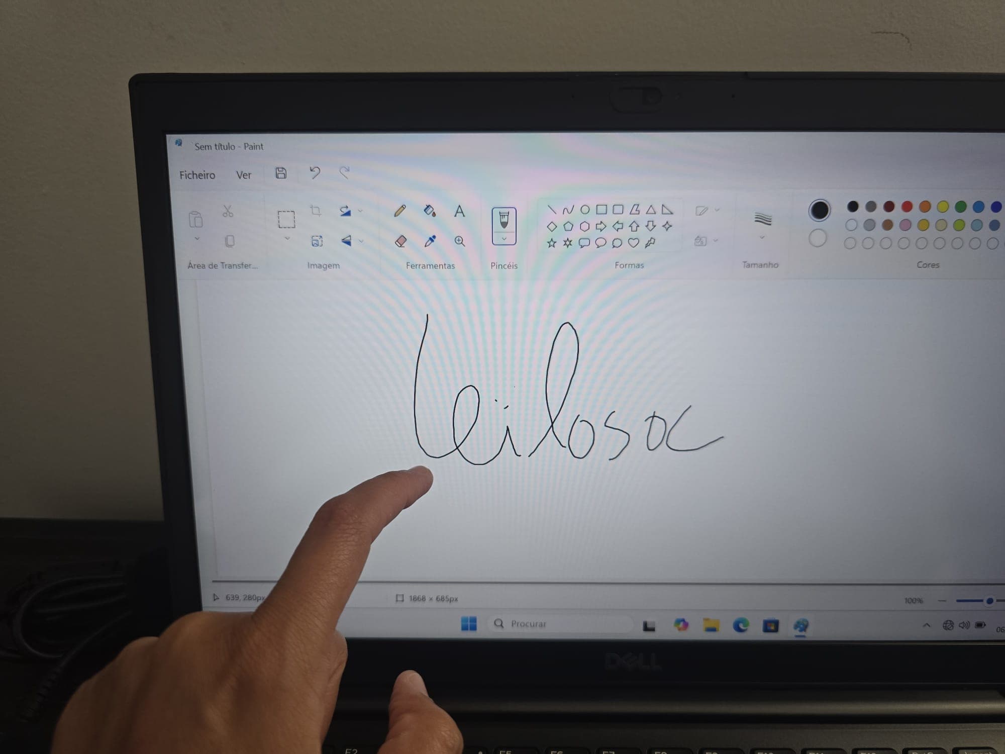 Computador portátil Dell Latitude 7490 — imagen 2
