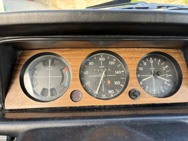 BMW 1502 · Clássico de 1975 — image 10