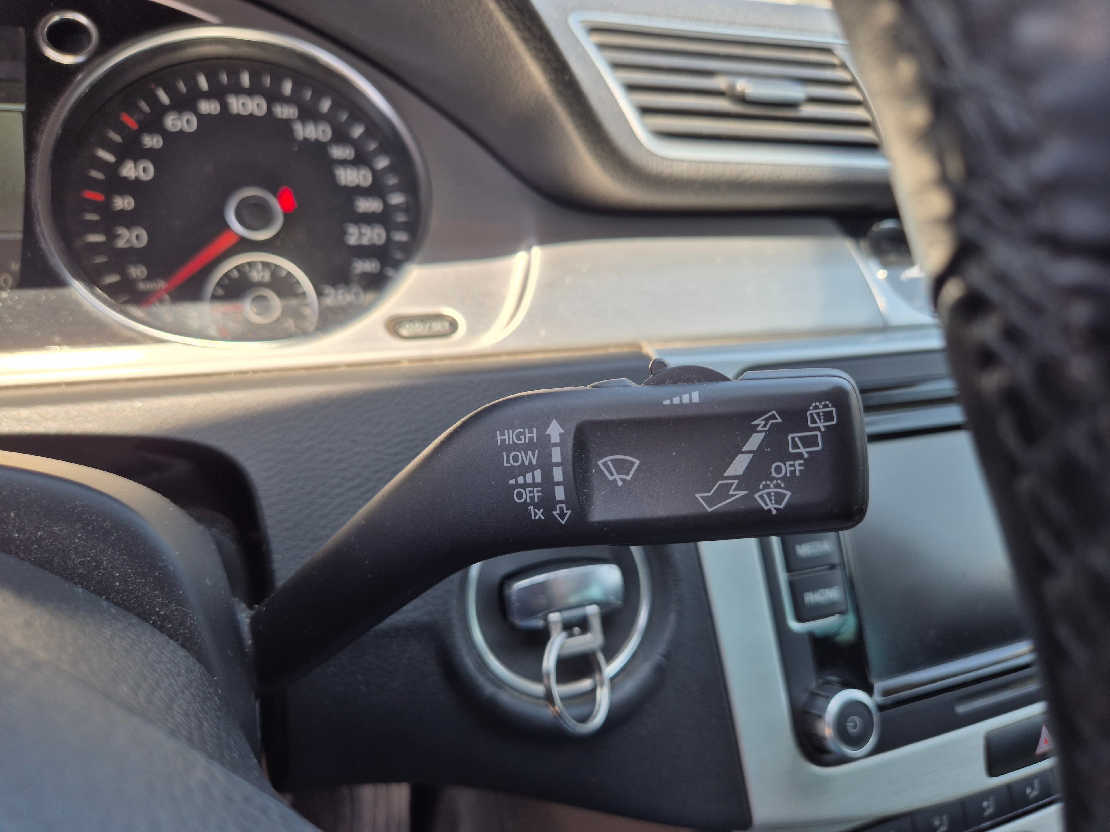 Volkswagen Passat · Ano 2012 — imagem 36