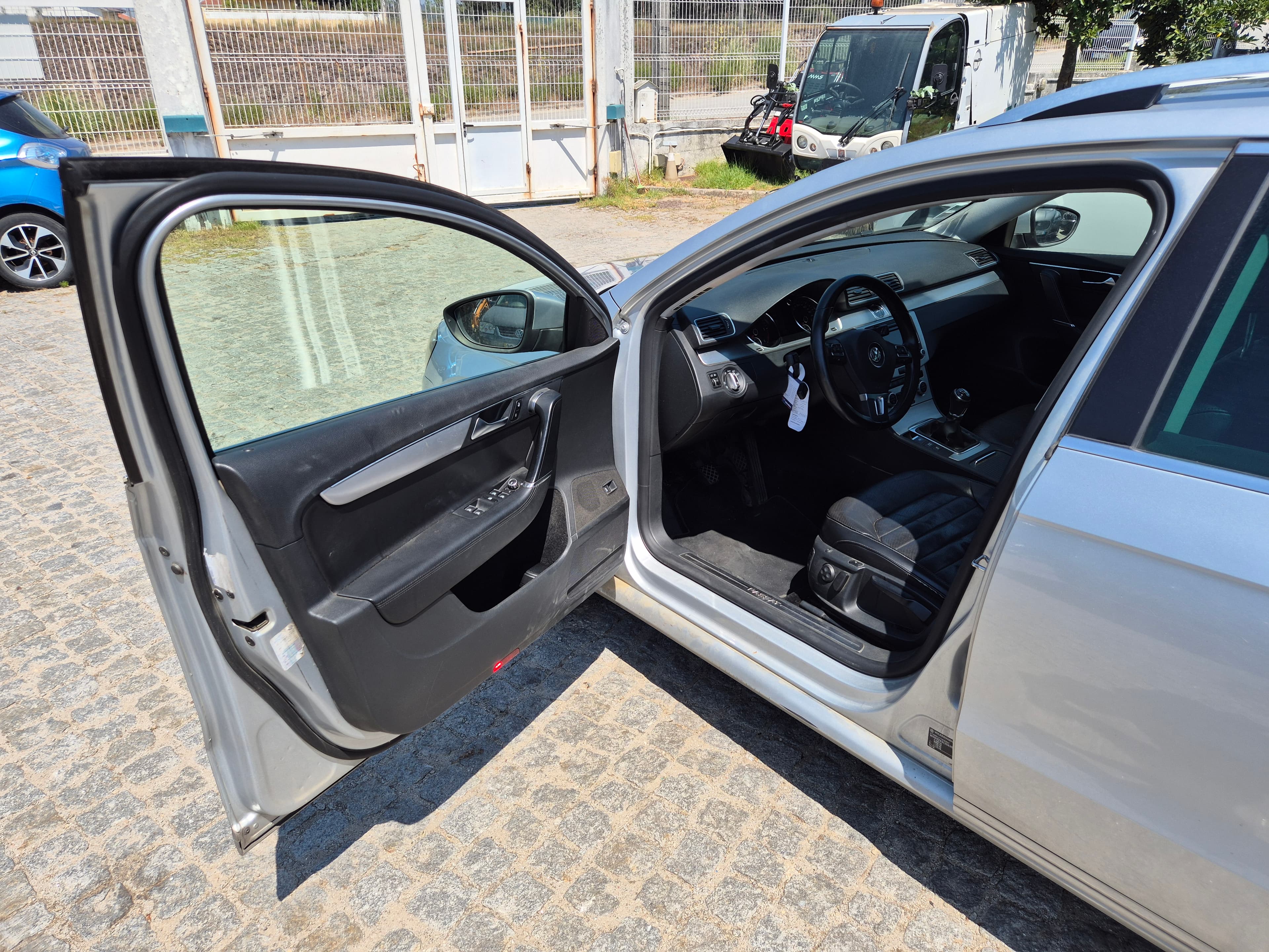 Volkswagen Passat · Ano 2012 — imagem 25