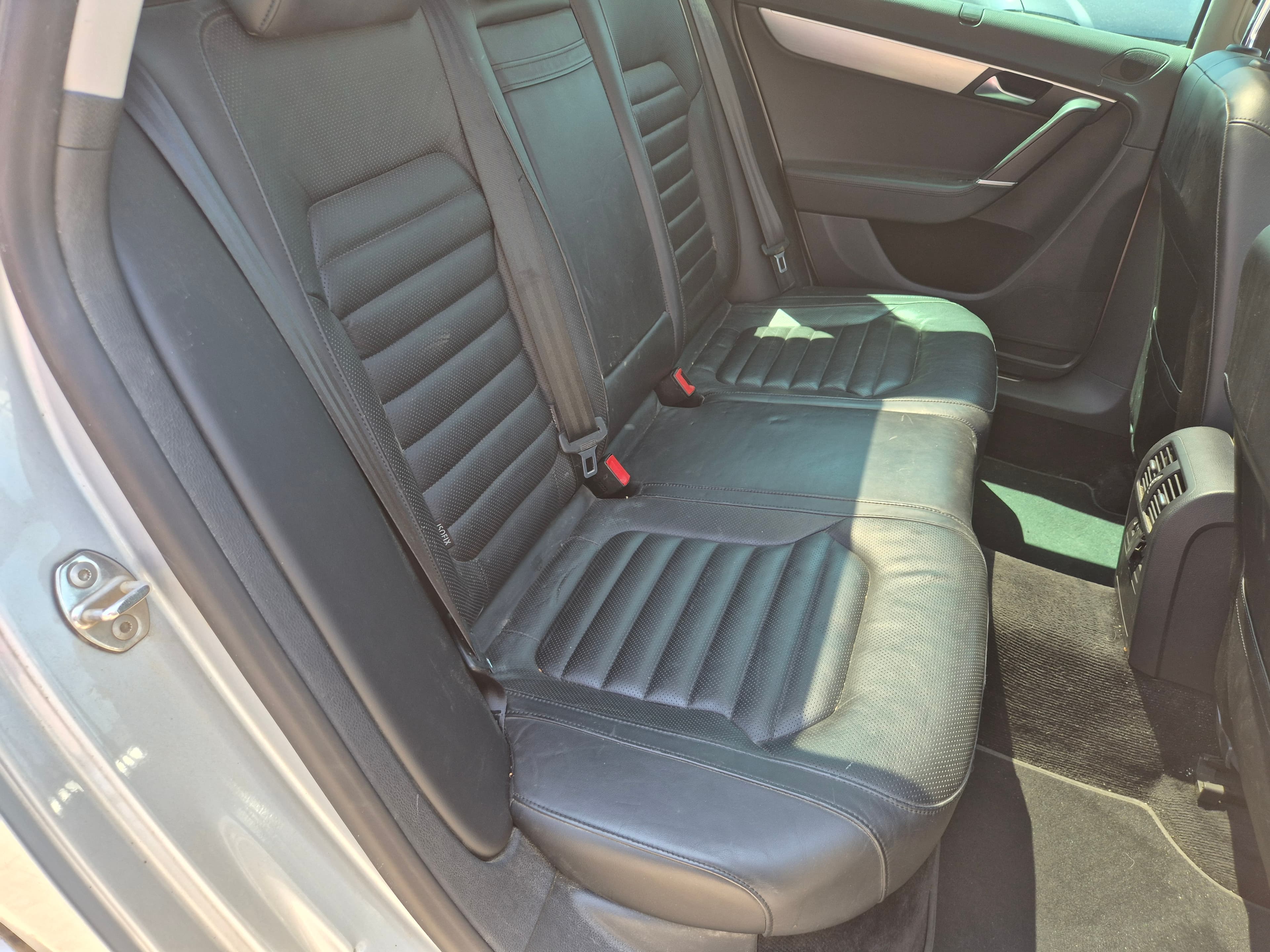 Volkswagen Passat · Ano 2012 — imagem 17