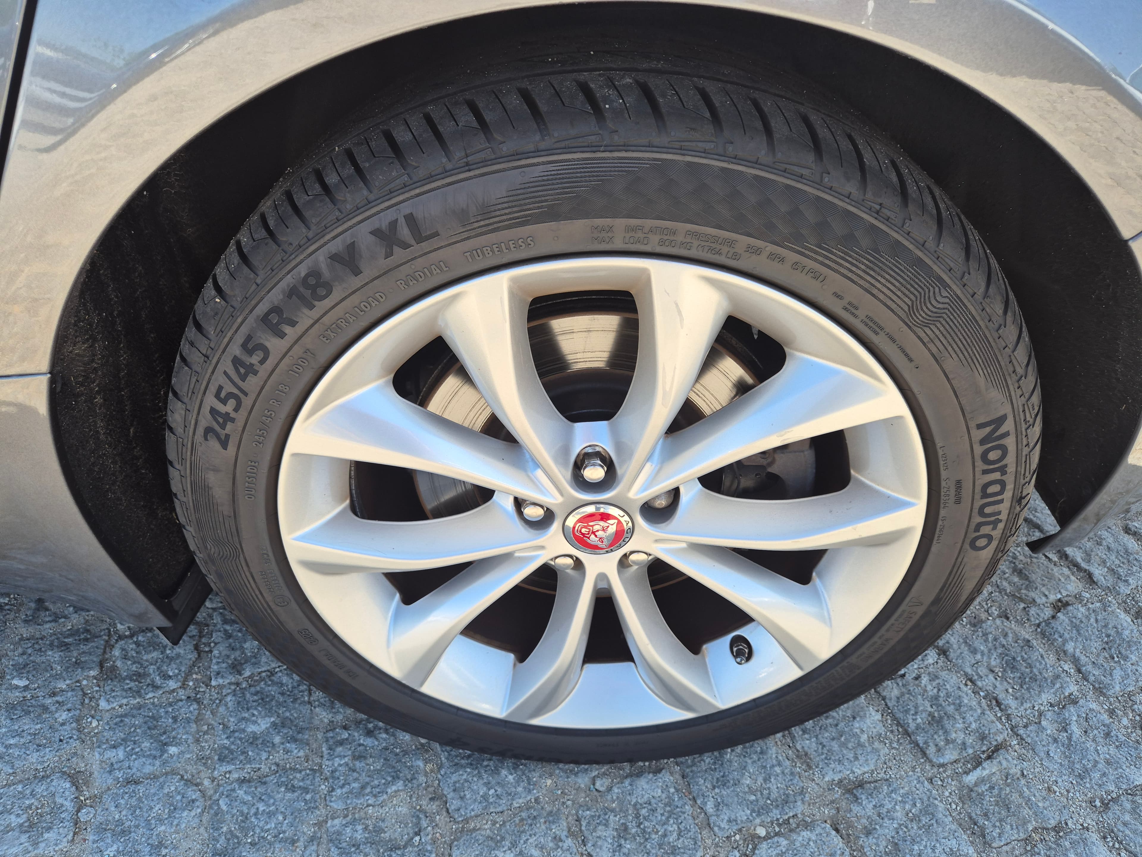 Jaguar XF II 2.0d · Ano 2016 — image 7