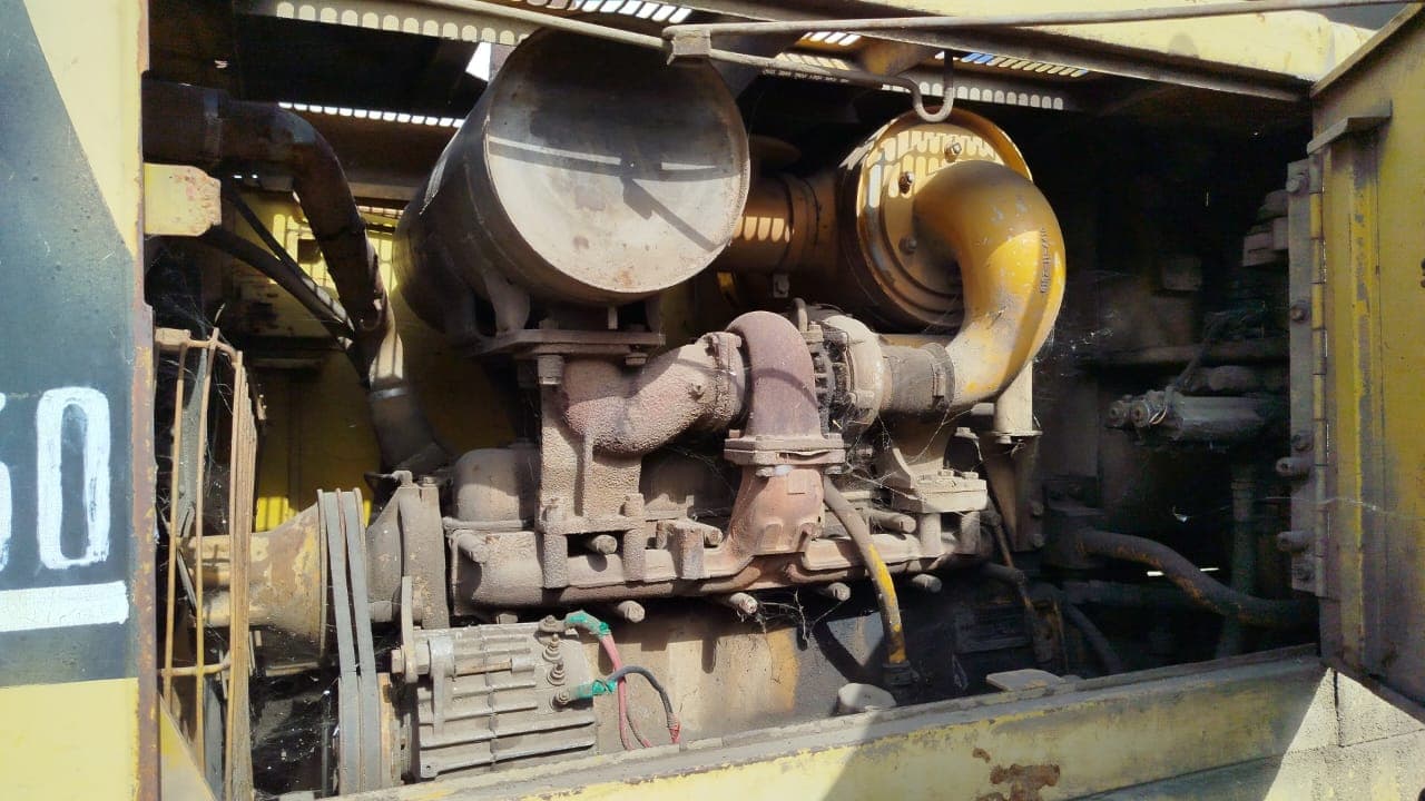Pá Carregadeira Komatsu WA250-1 — imagem 11
