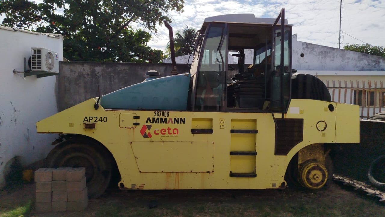 Rolo Compactador AMMANN AP240 — imagem 2
