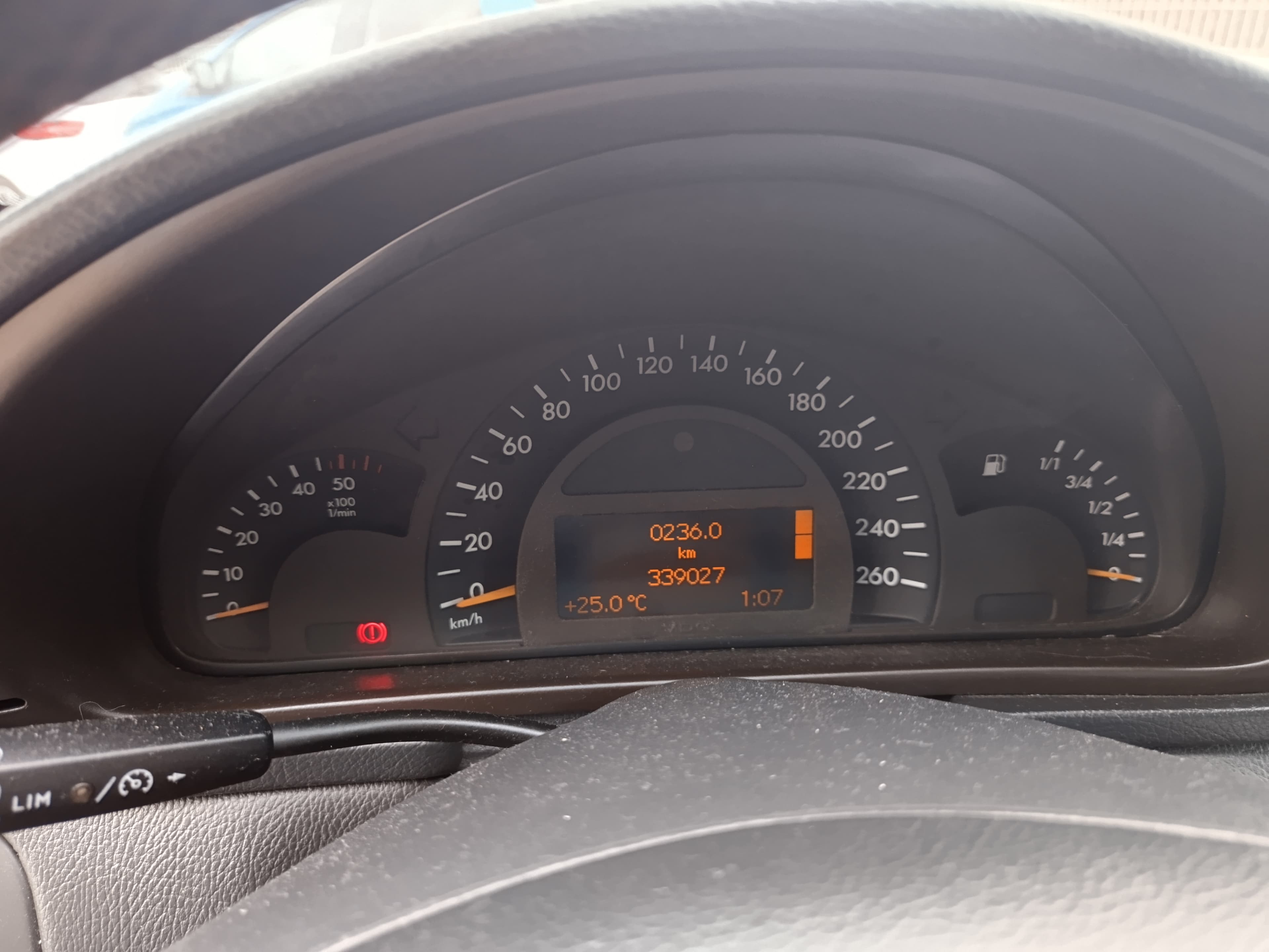 Mercedes-Benz C 220 · Ano 2001 — imagem 22