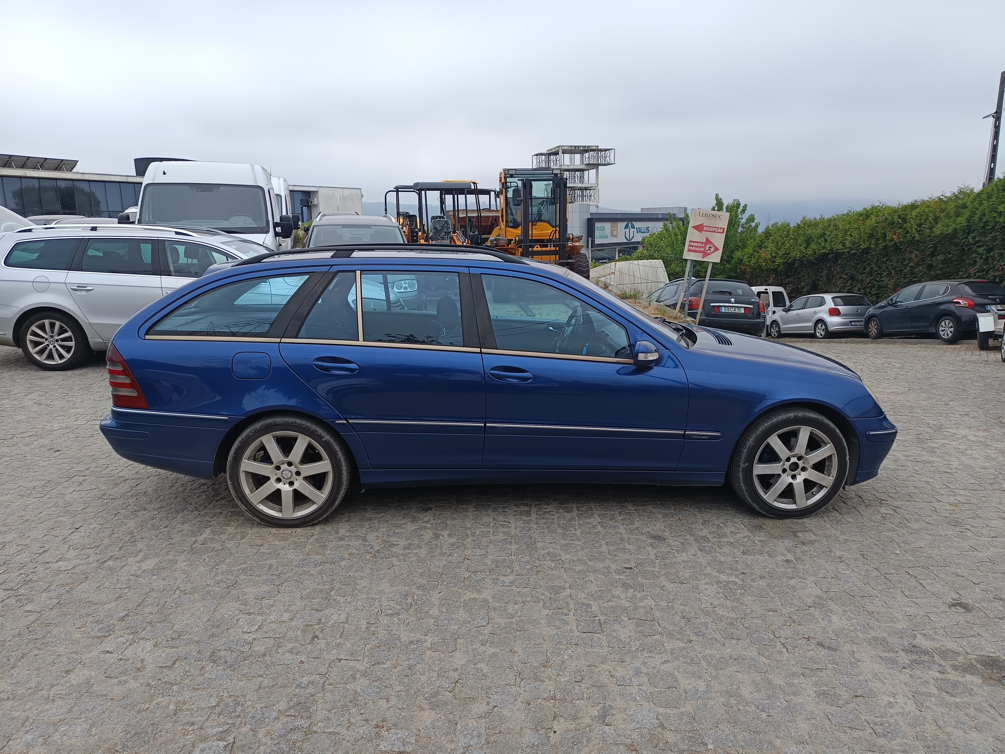 Mercedes-Benz C 220 · Ano 2001 — imagem 5