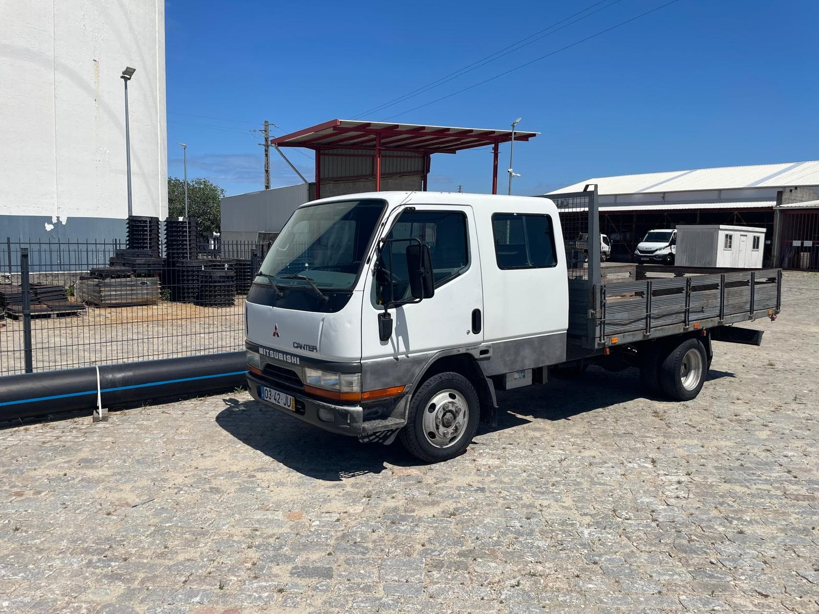 Mitsubishi Canter · Ano 1998 — imagen 7