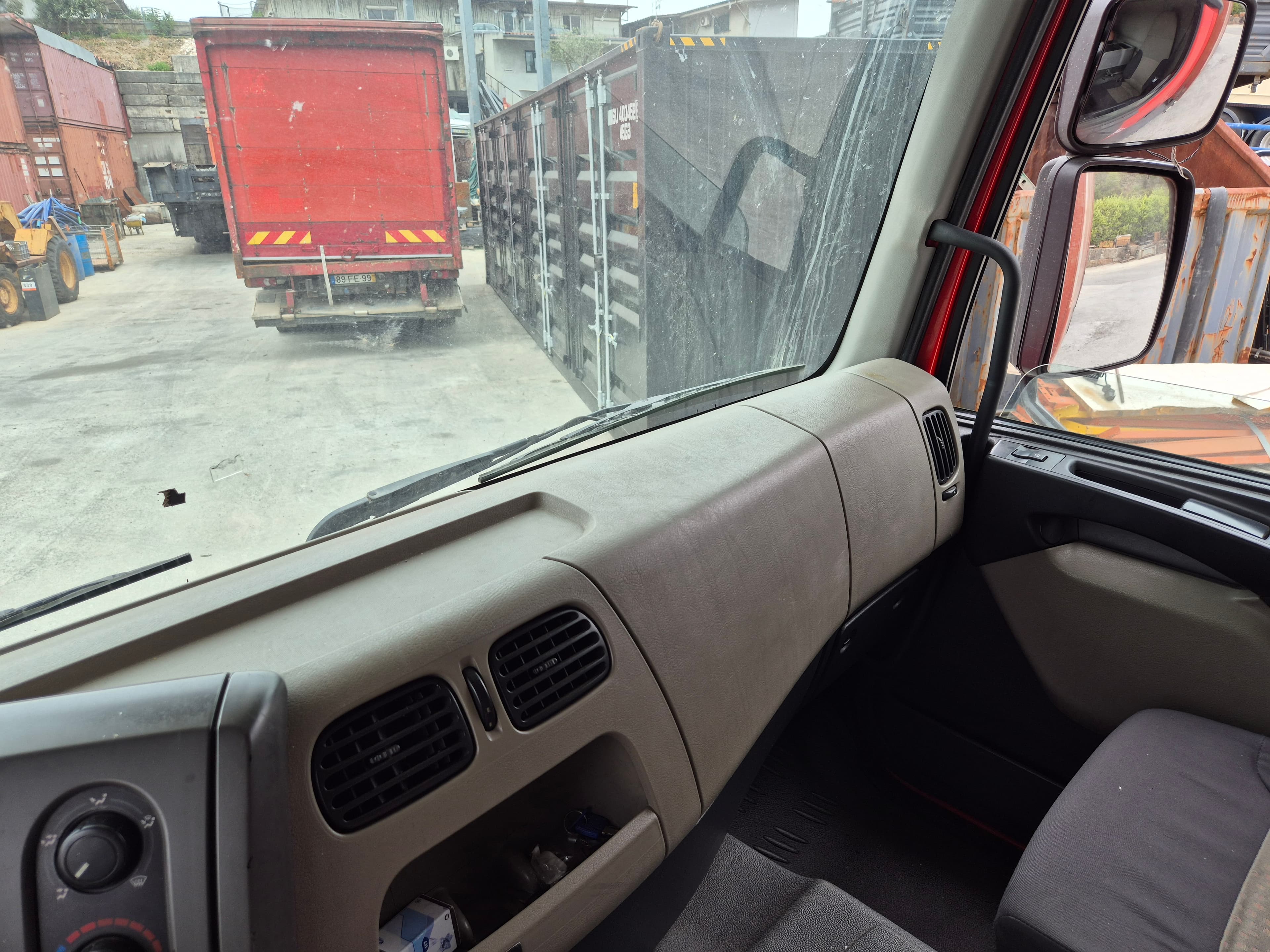 Renault Premium D · Ano 2008 — imagen 50