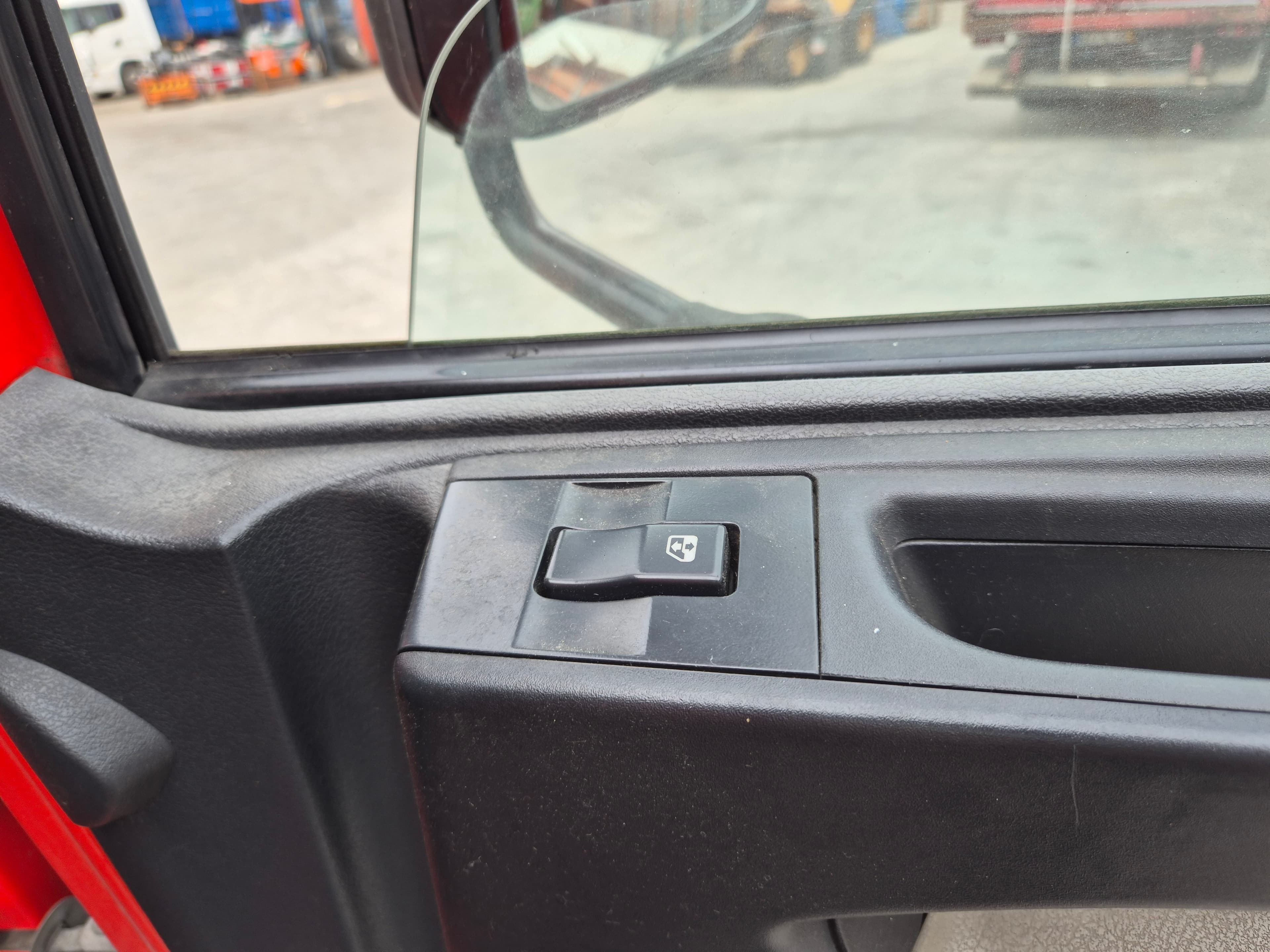 Renault Premium D · Ano 2008 — imagen 23