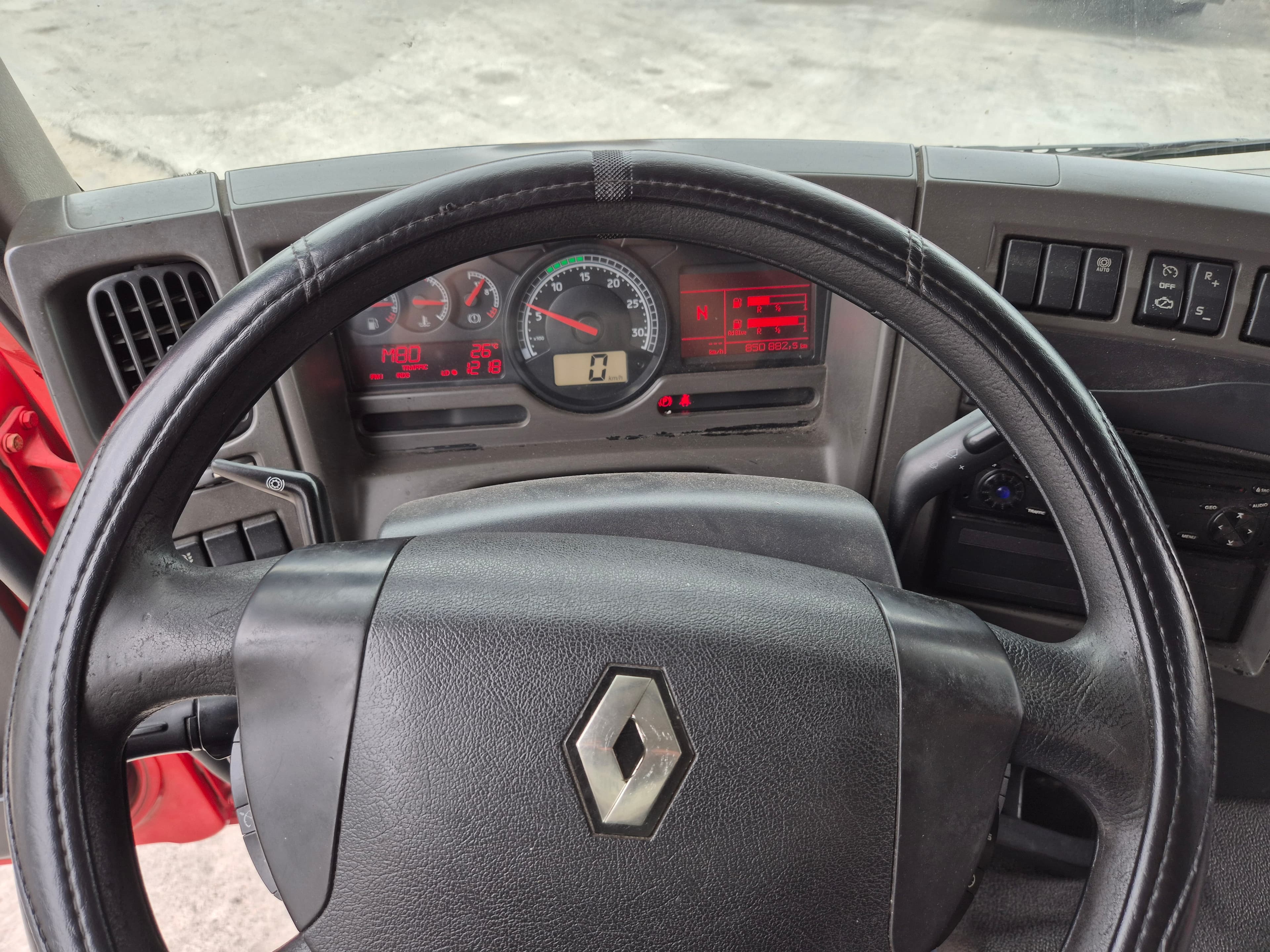Renault Premium D · Ano 2008 — imagen 35