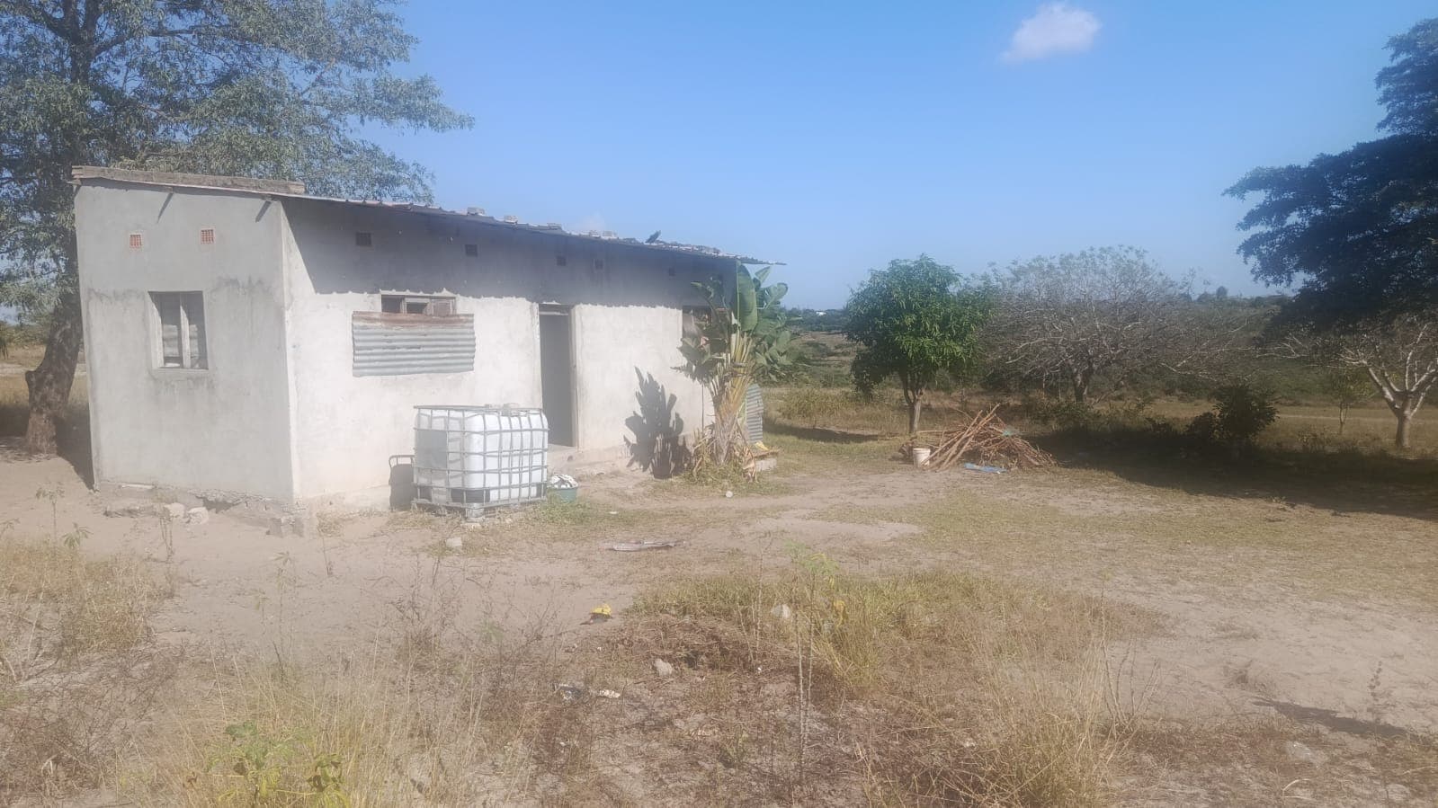 Infraestruturas em terreno com Vivenda T1 – Bairro Pateque — imagem 3