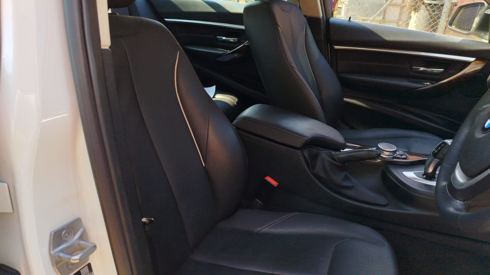BMW - 320d 2,85m 2016 — imagem 15