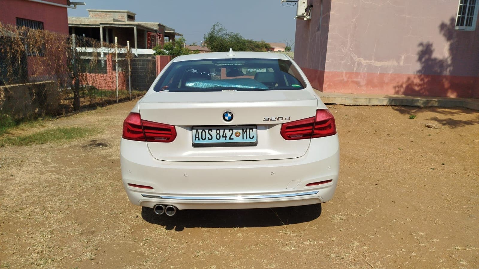 BMW - 320d 2,85m 2016 — imagem 2