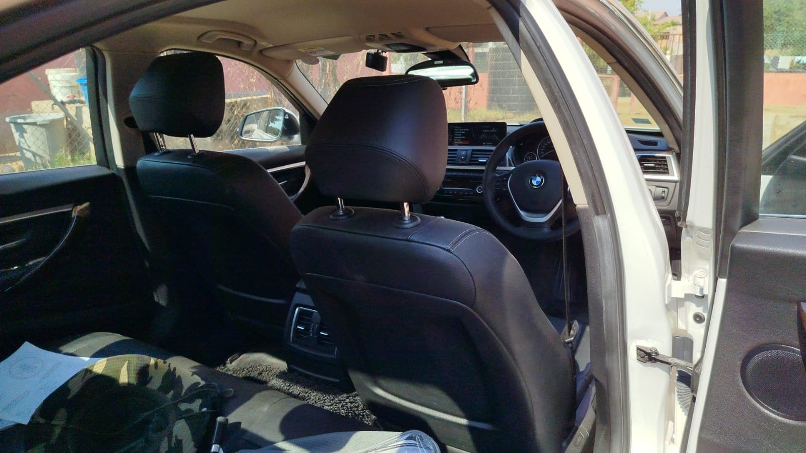 BMW - 320d 2,85m 2016 — imagem 19