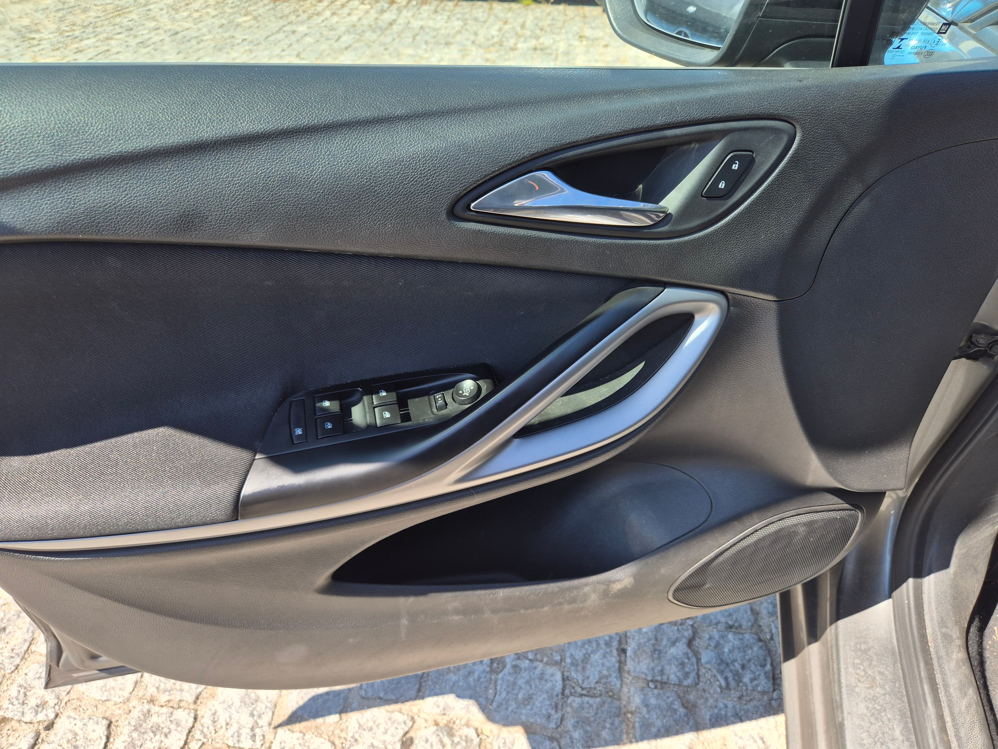 Opel Astra · Año 2021 — imagen 25
